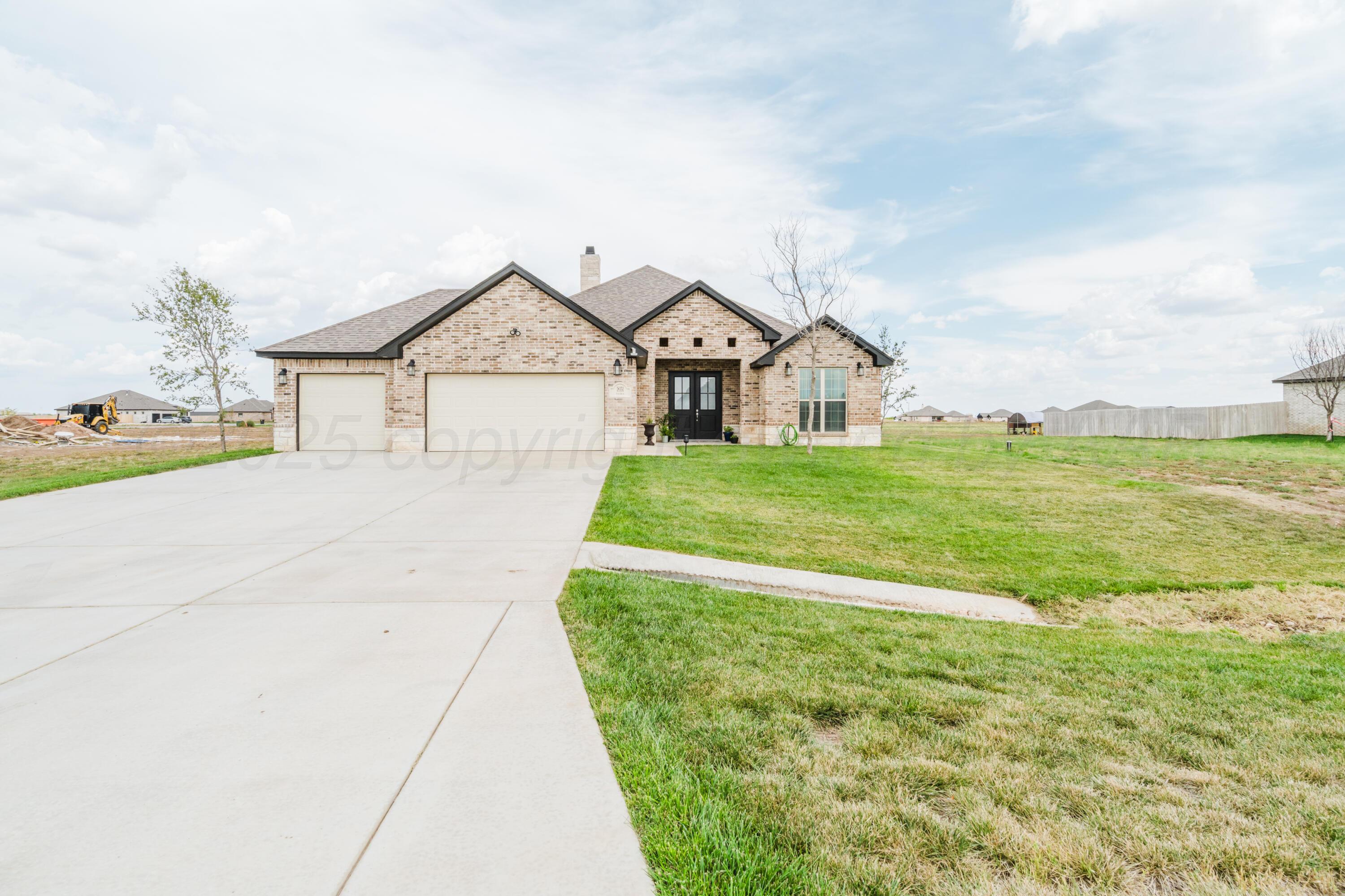 18351 TAURUS Trail Property Photo 1