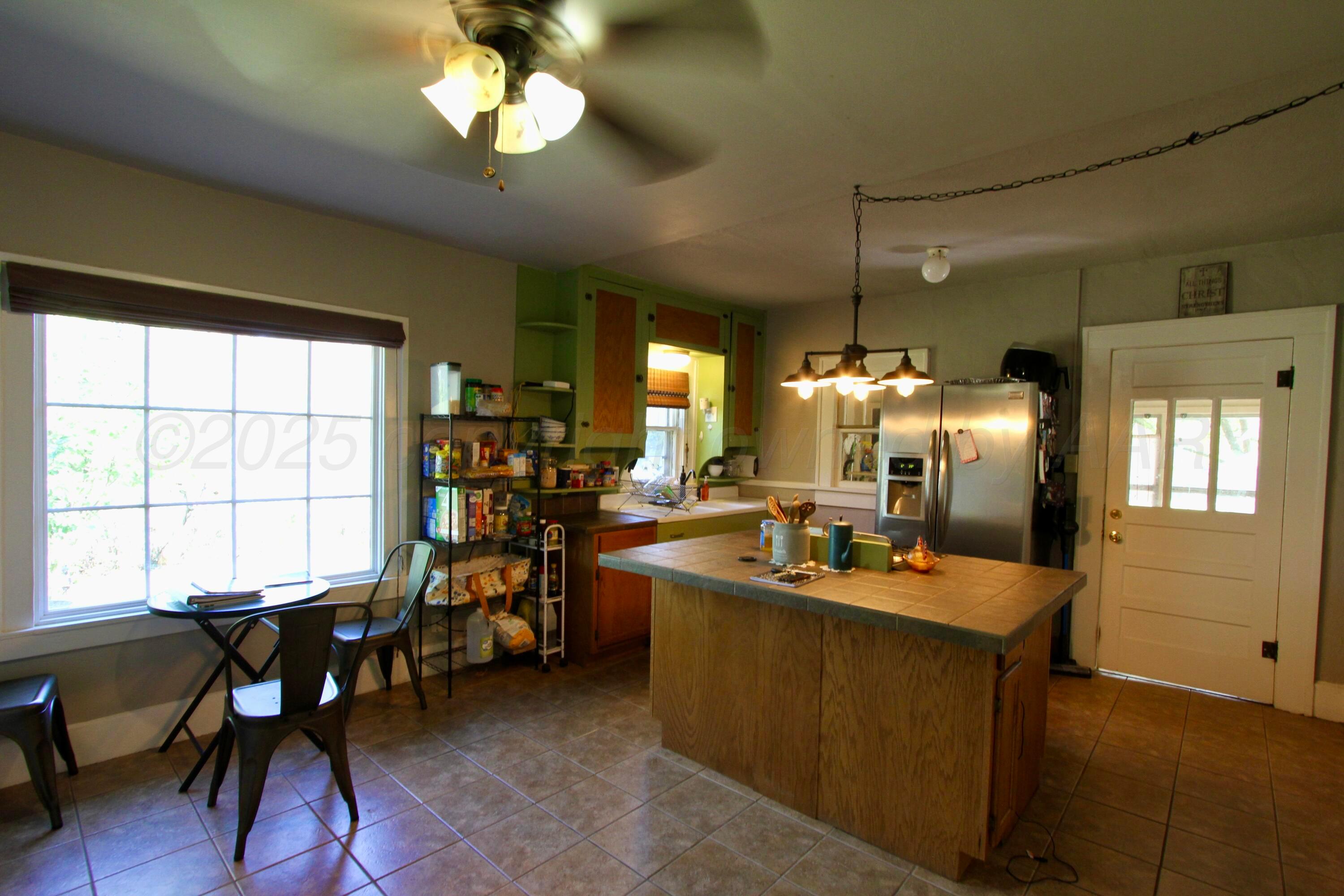 810 N Wall Street Property Photo 4