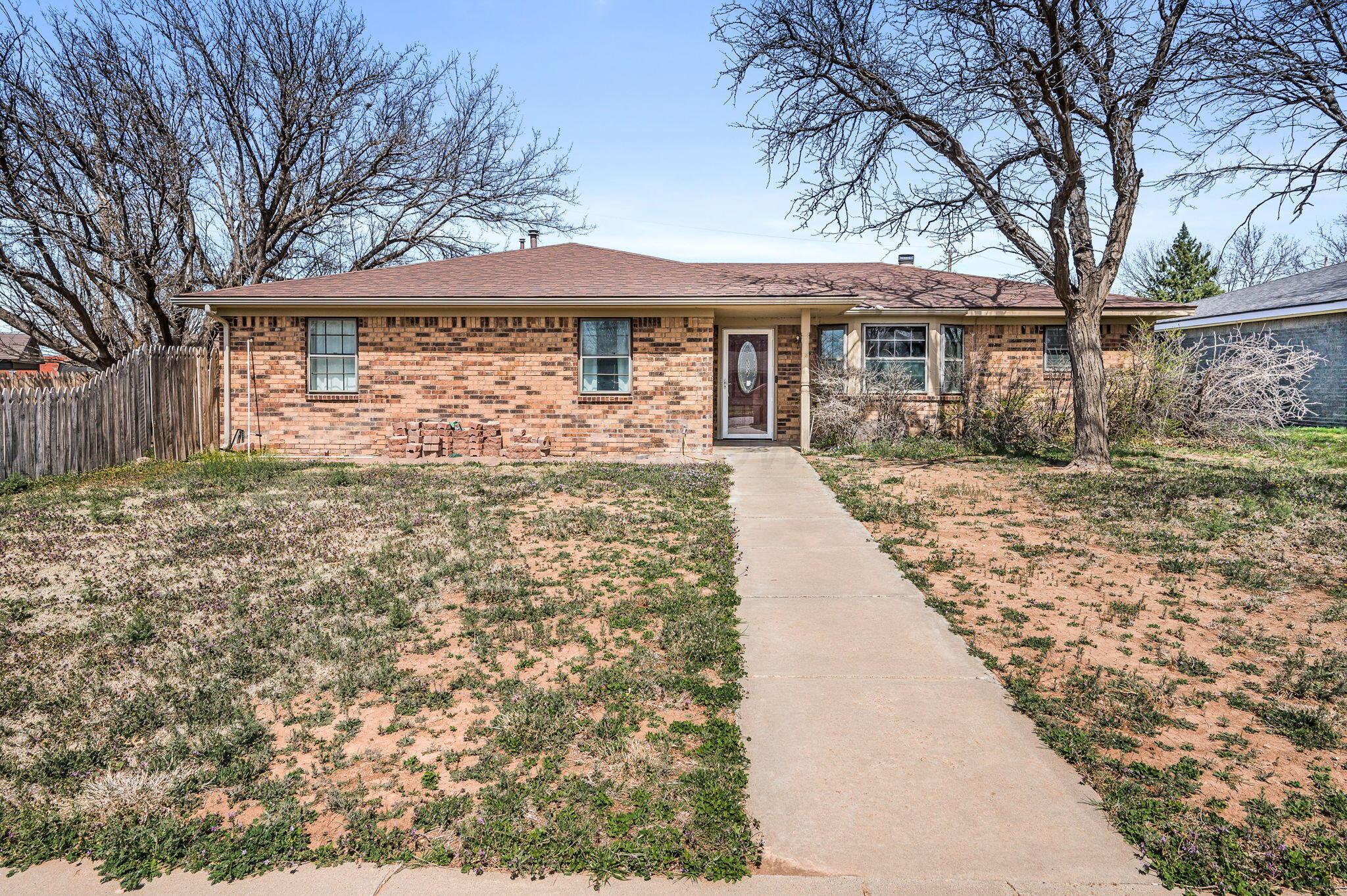 7504 ELMHURST Drive Property Photo 1