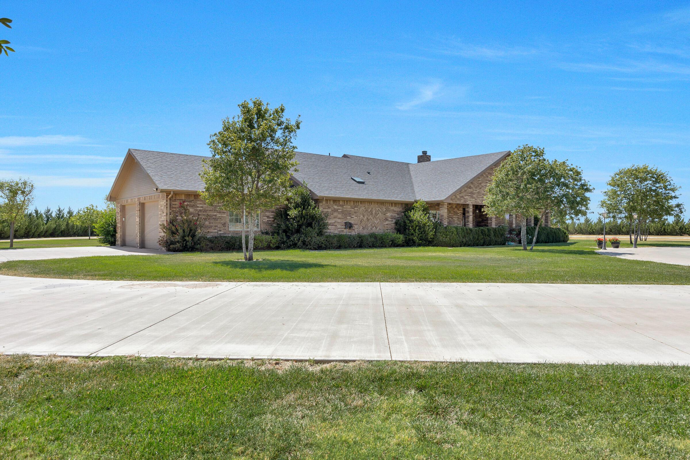 1906 Highway 86 Property Photo 6