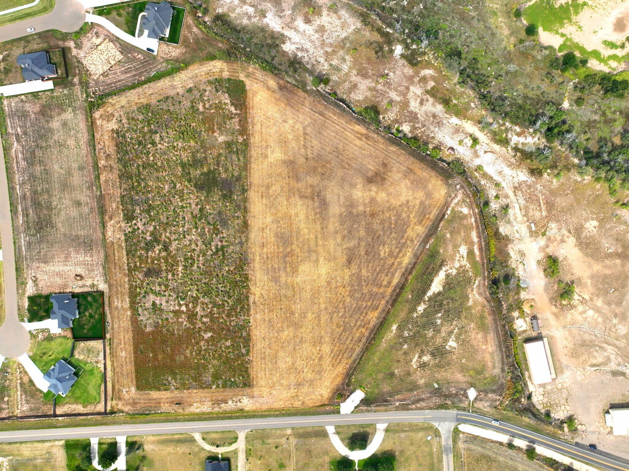 8100 W Country Club Road Property Photo 1