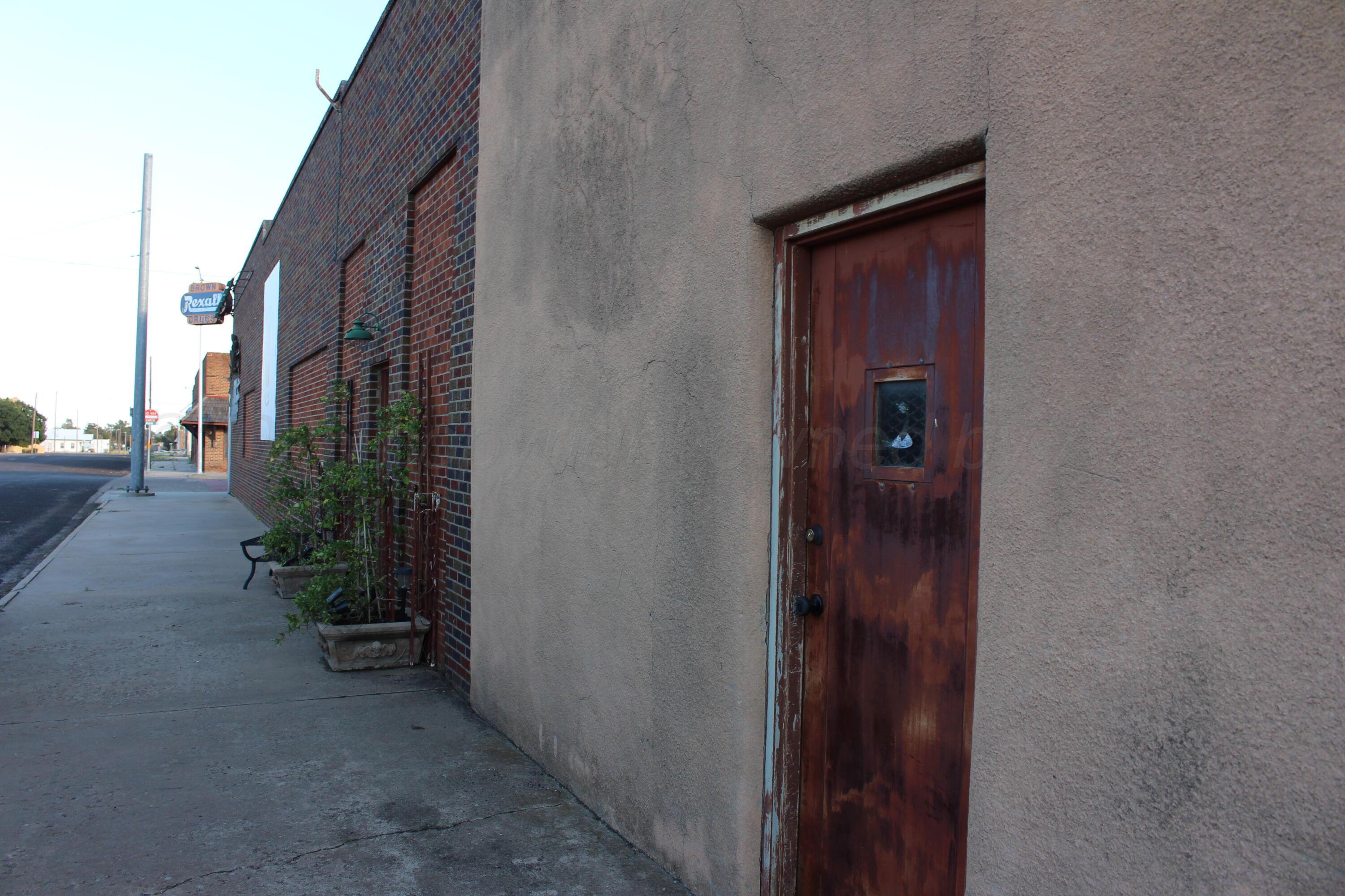 119 Main Property Photo 27