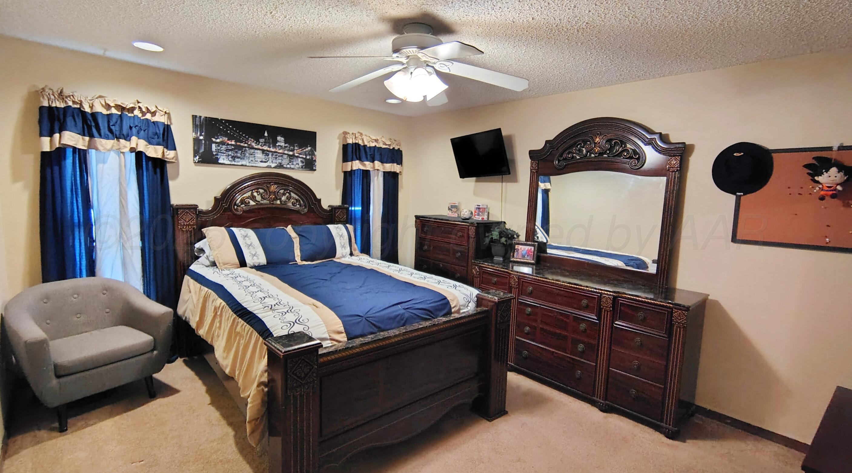 406 Bradley Lane Property Photo 10