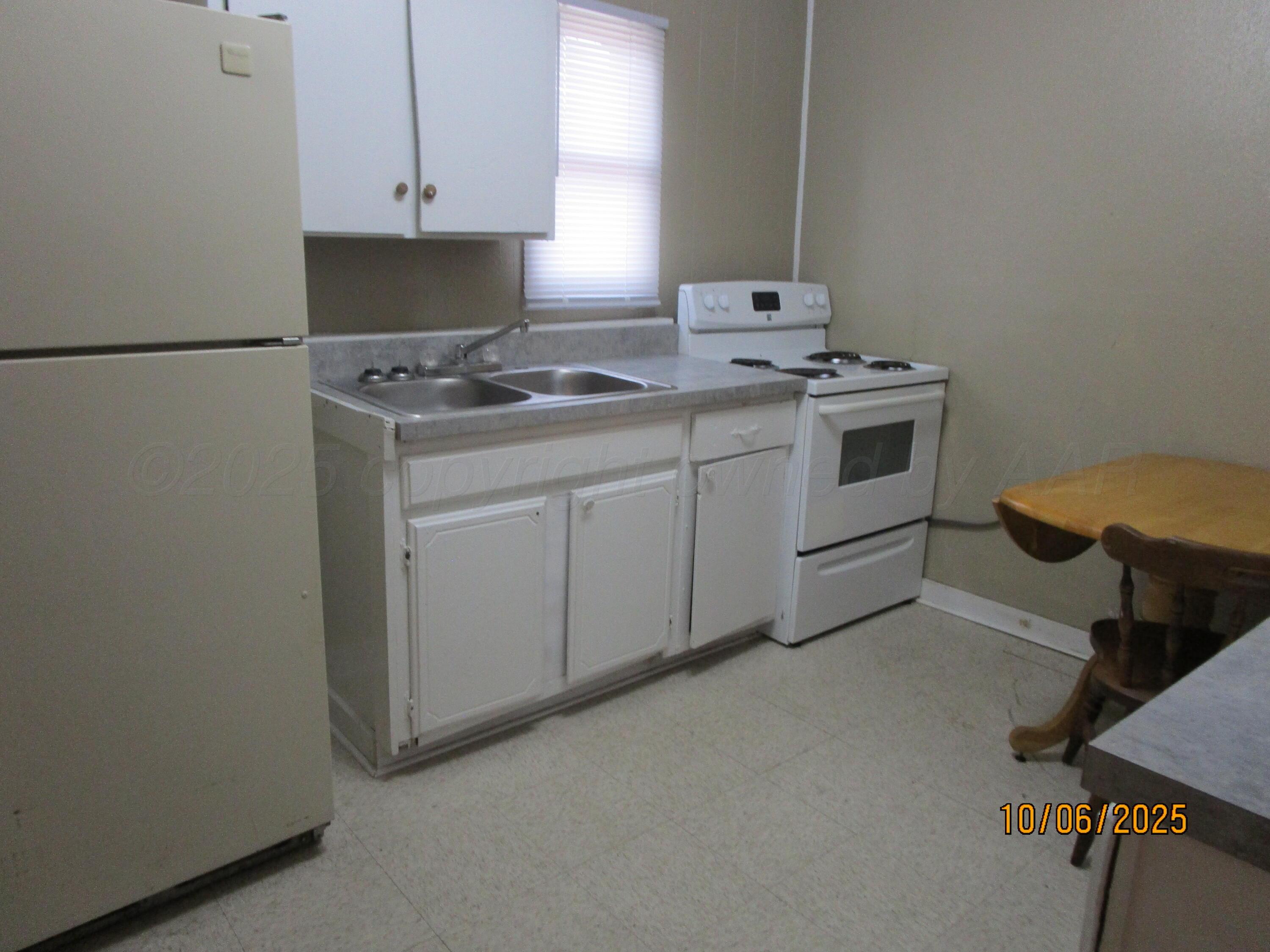 607 W Wilson, 2 Property Photo 3