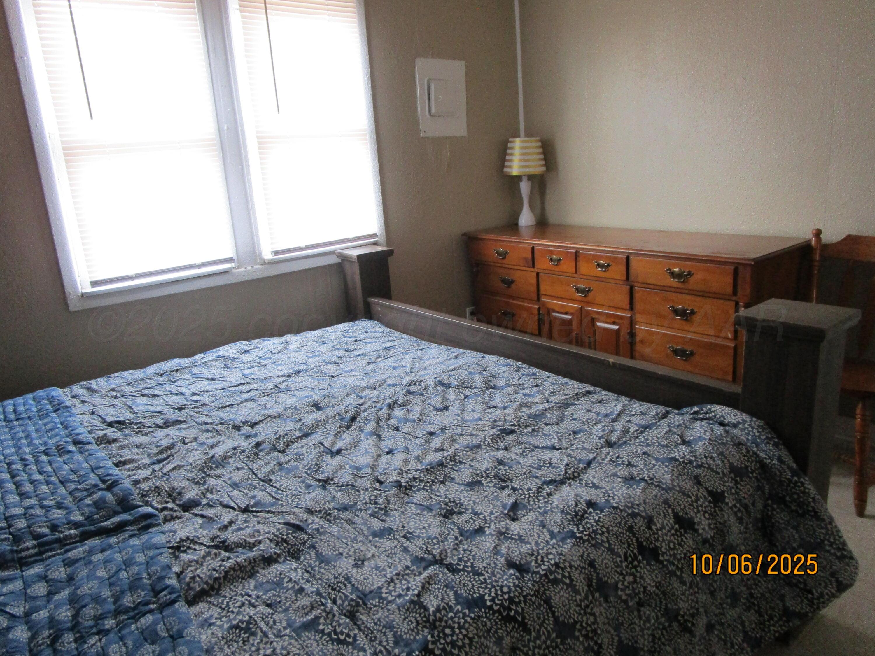 607 W Wilson, 2 Property Photo 5
