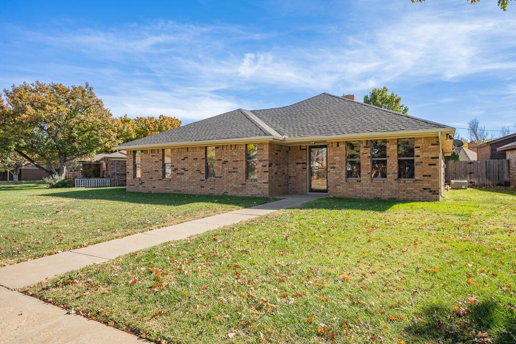 7611 Farrell Drive Property Photo 1