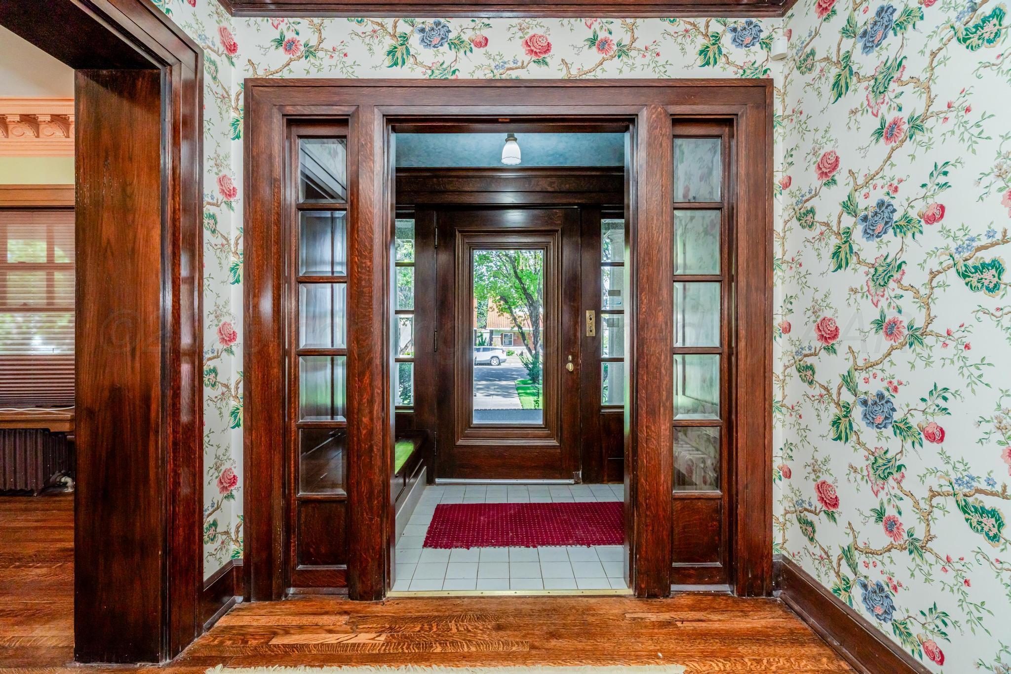 1608 S Polk Street Property Photo 10