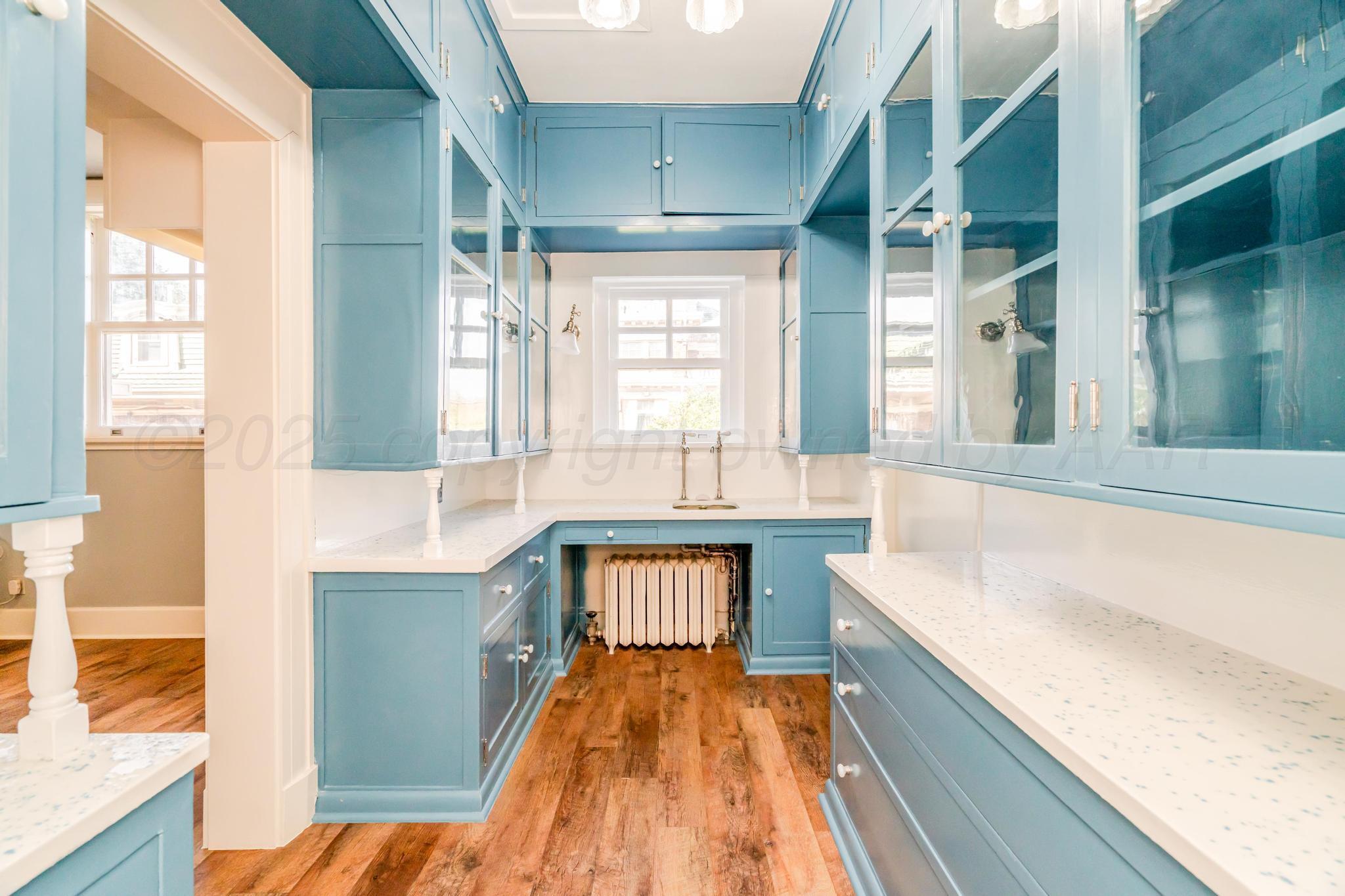 1608 S Polk Street Property Photo 15