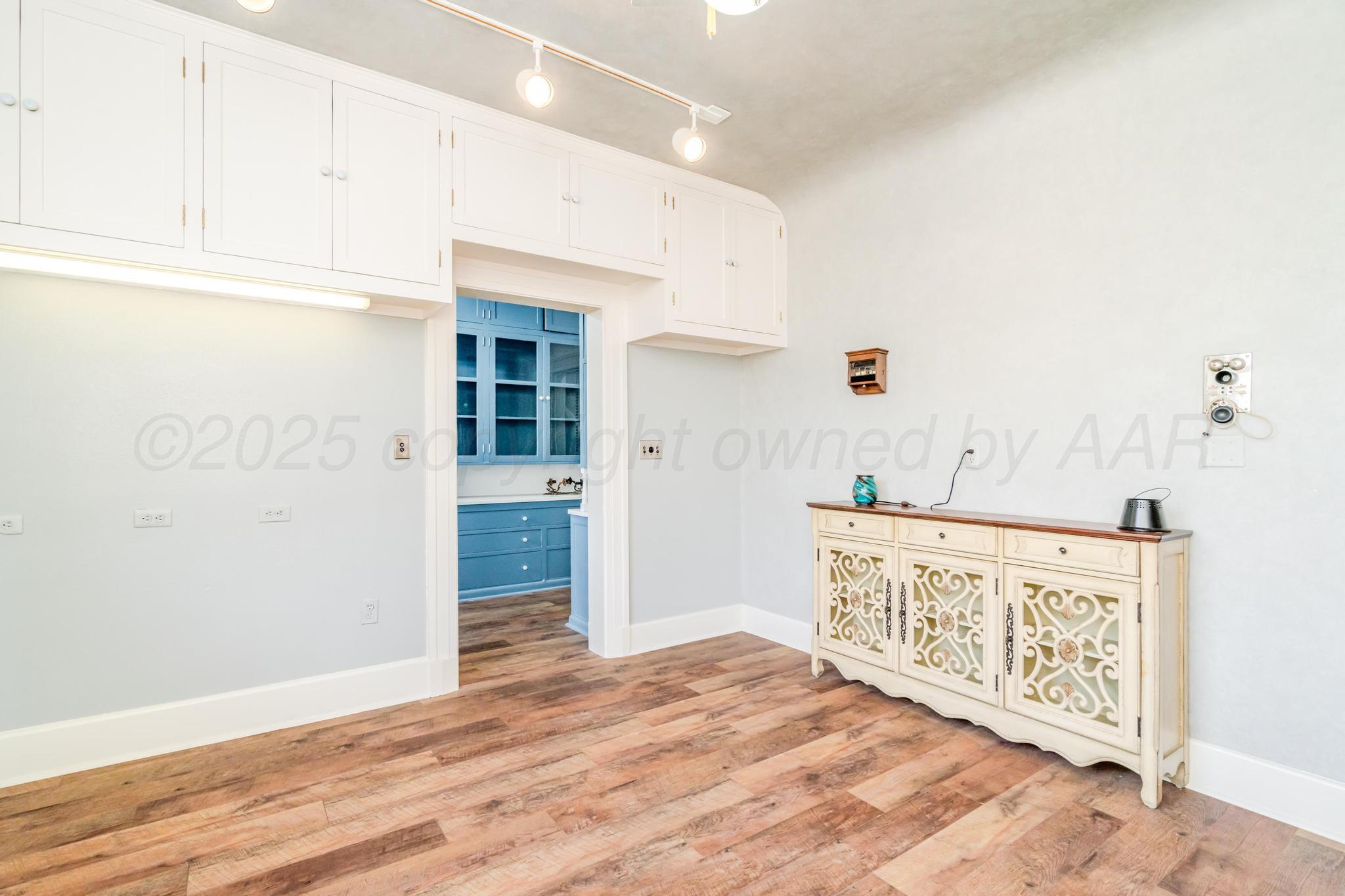 1608 S Polk Street Property Photo 16