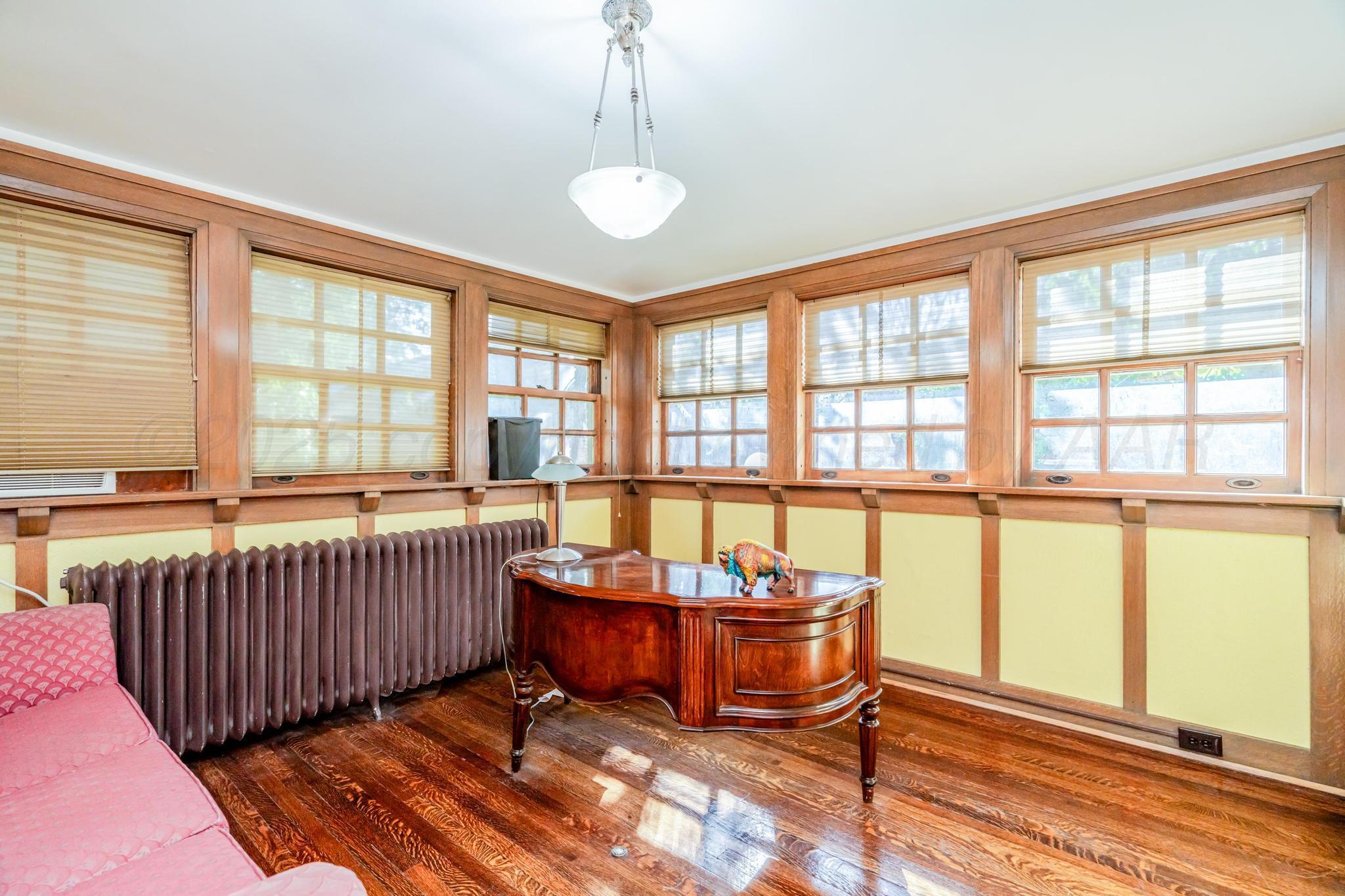 1608 S Polk Street Property Photo 18