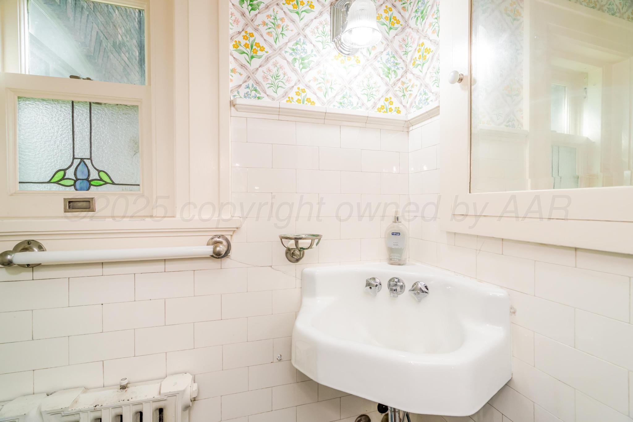 1608 S Polk Street Property Photo 19