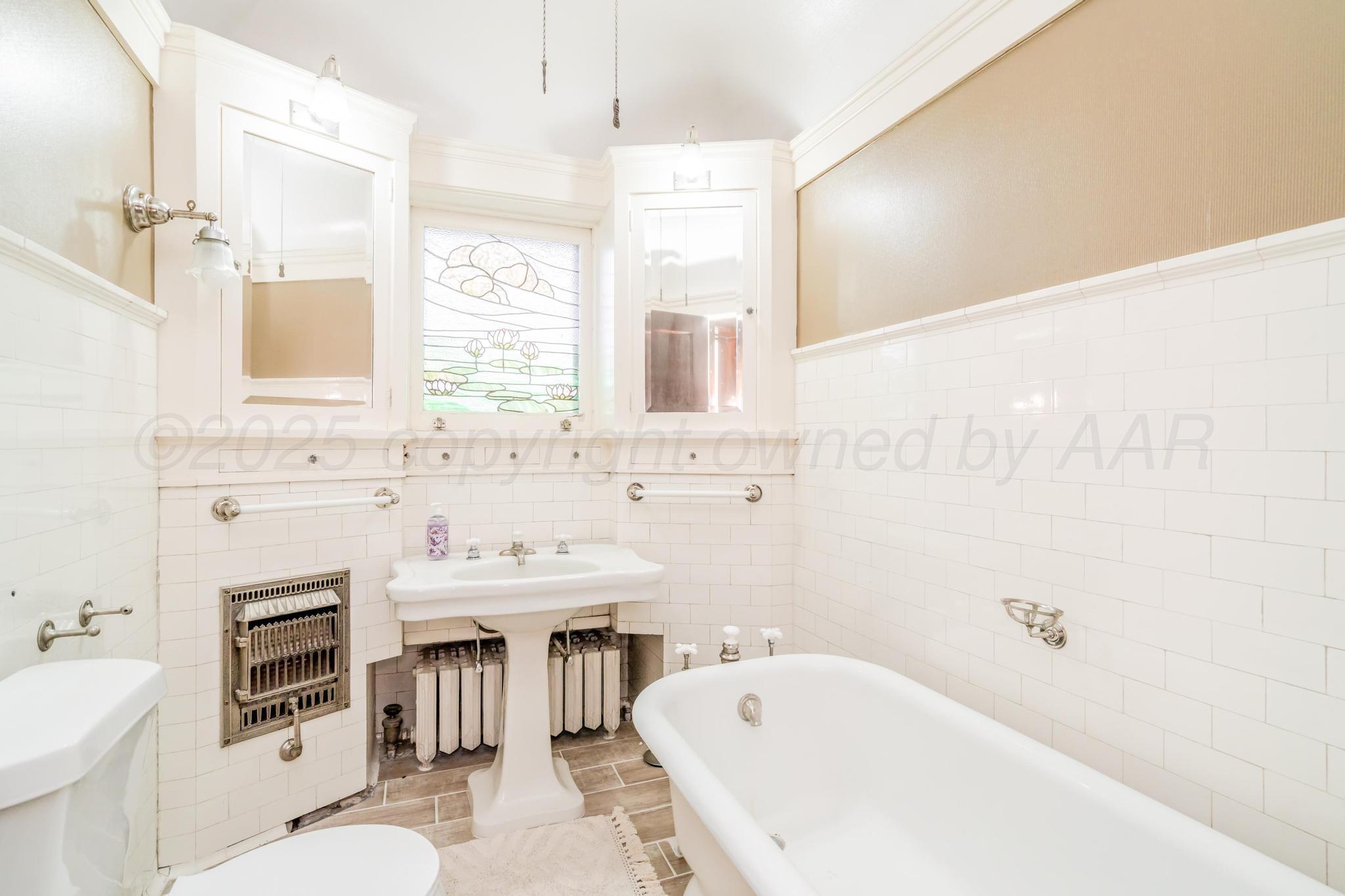 1608 S Polk Street Property Photo 27