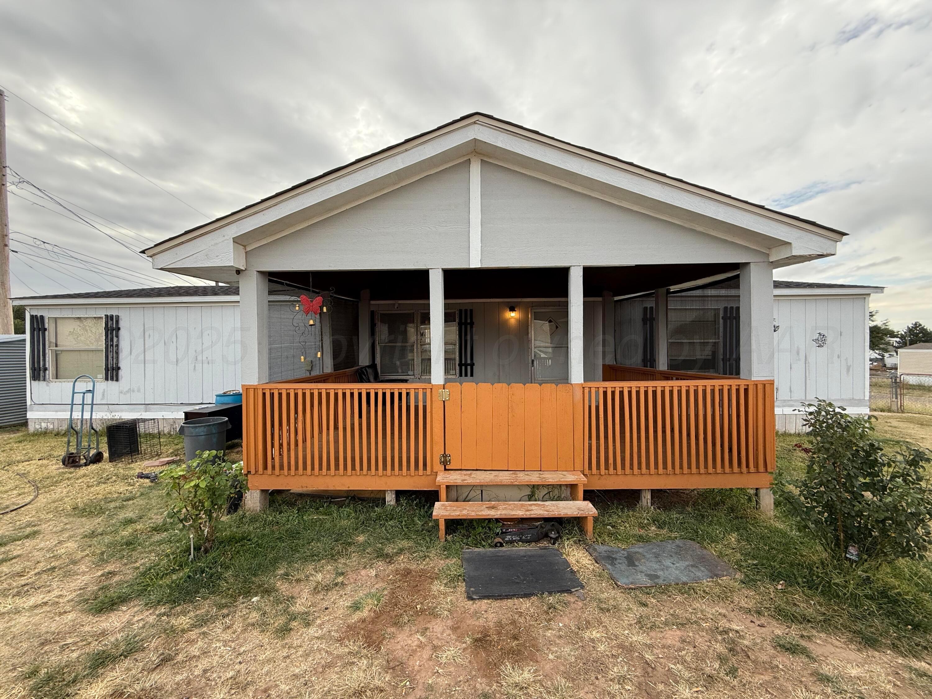 4004 Ne 32nd Avenue Property Photo 1