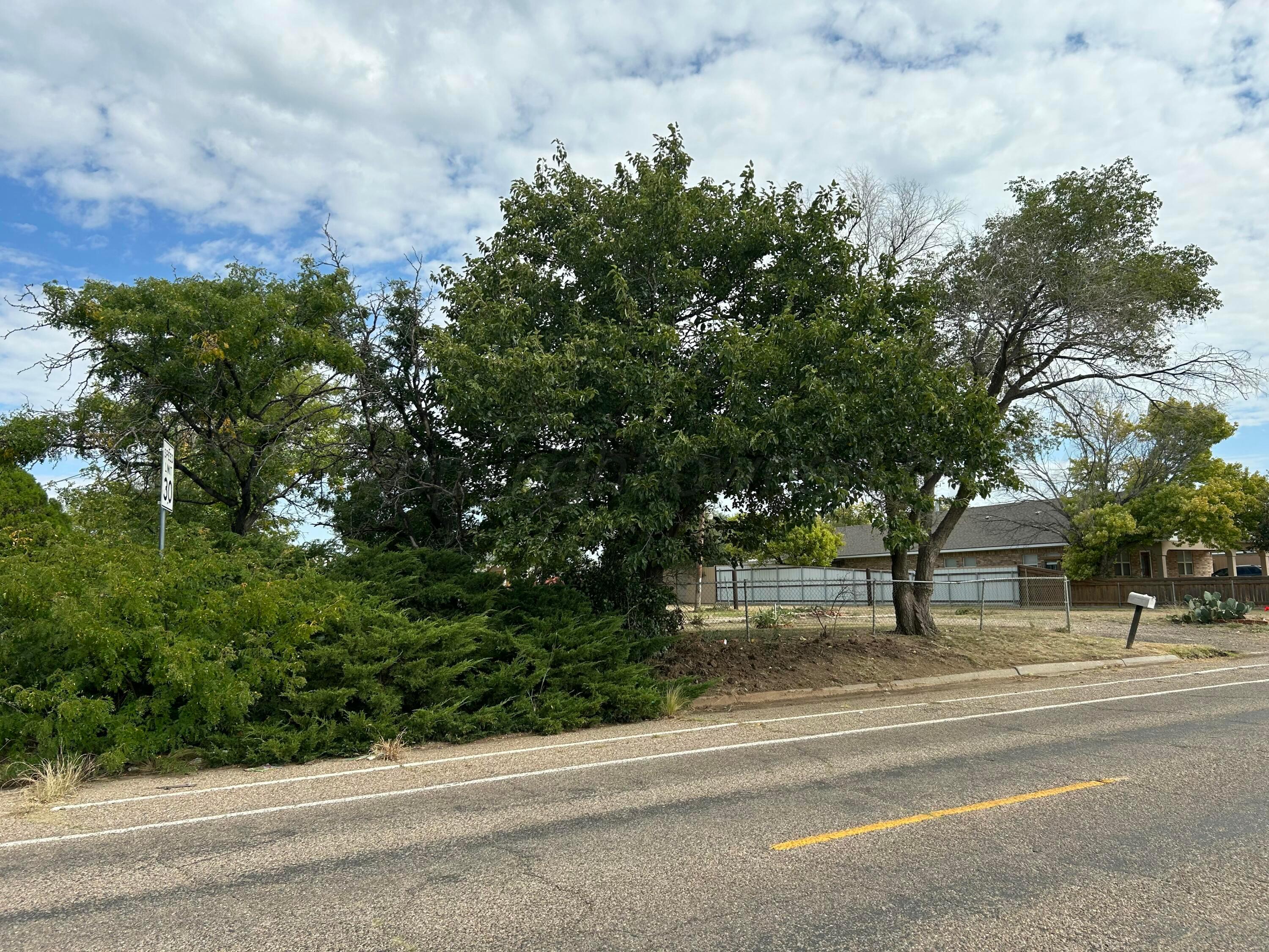 Se 27th Avenue Property Photo 8