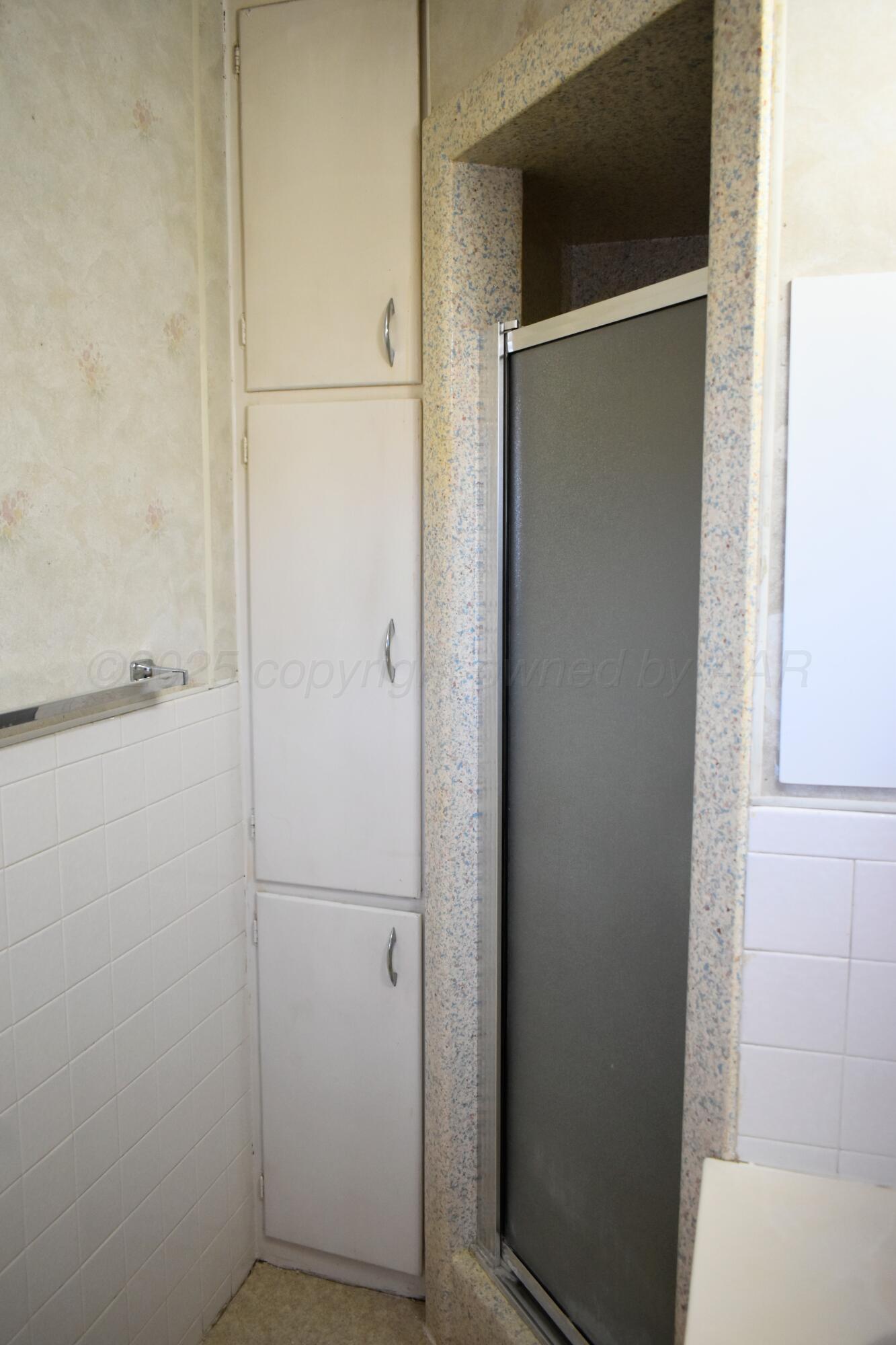 517 Ave J Property Photo 13