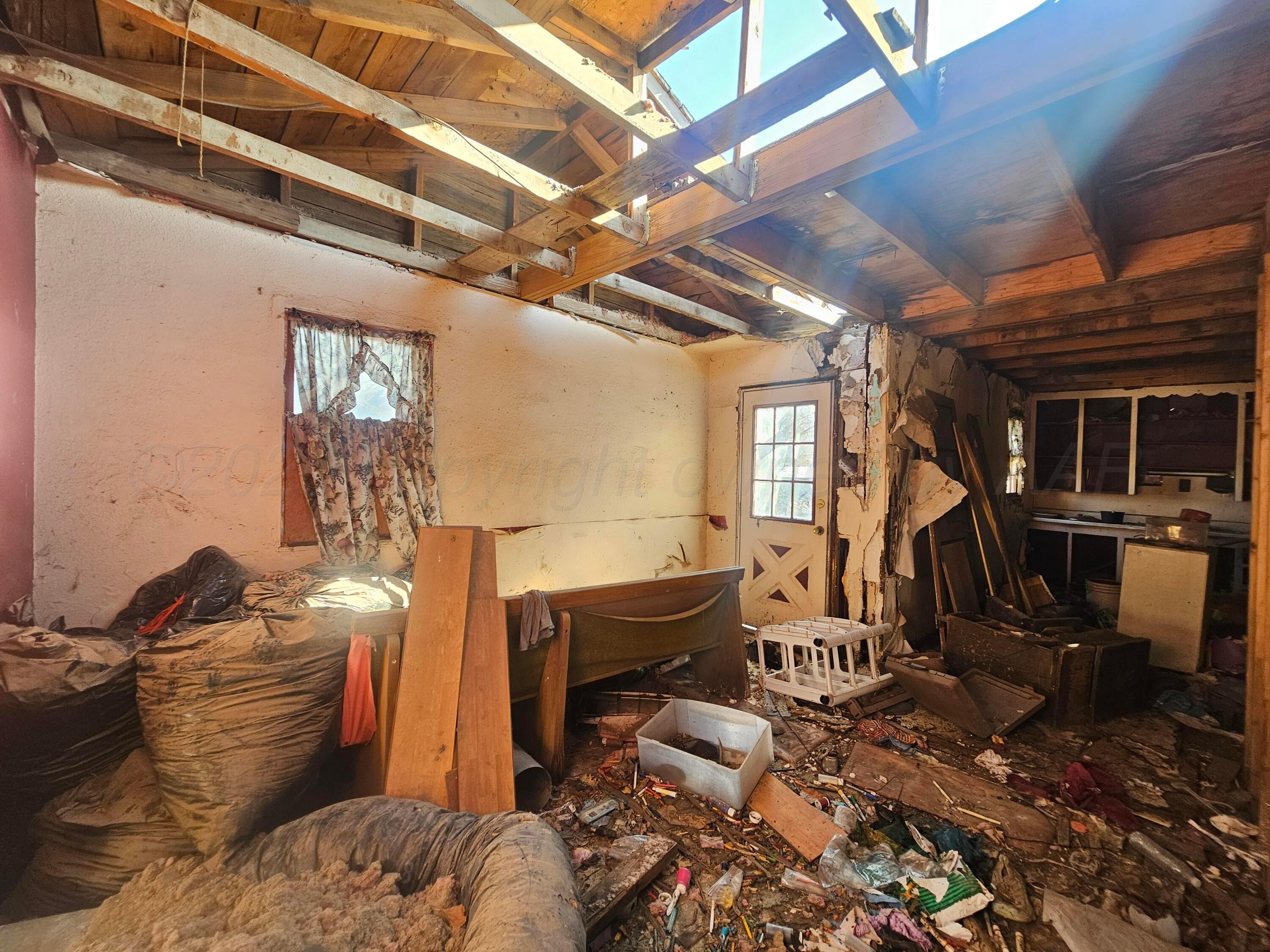520 Gray Street Property Photo 8