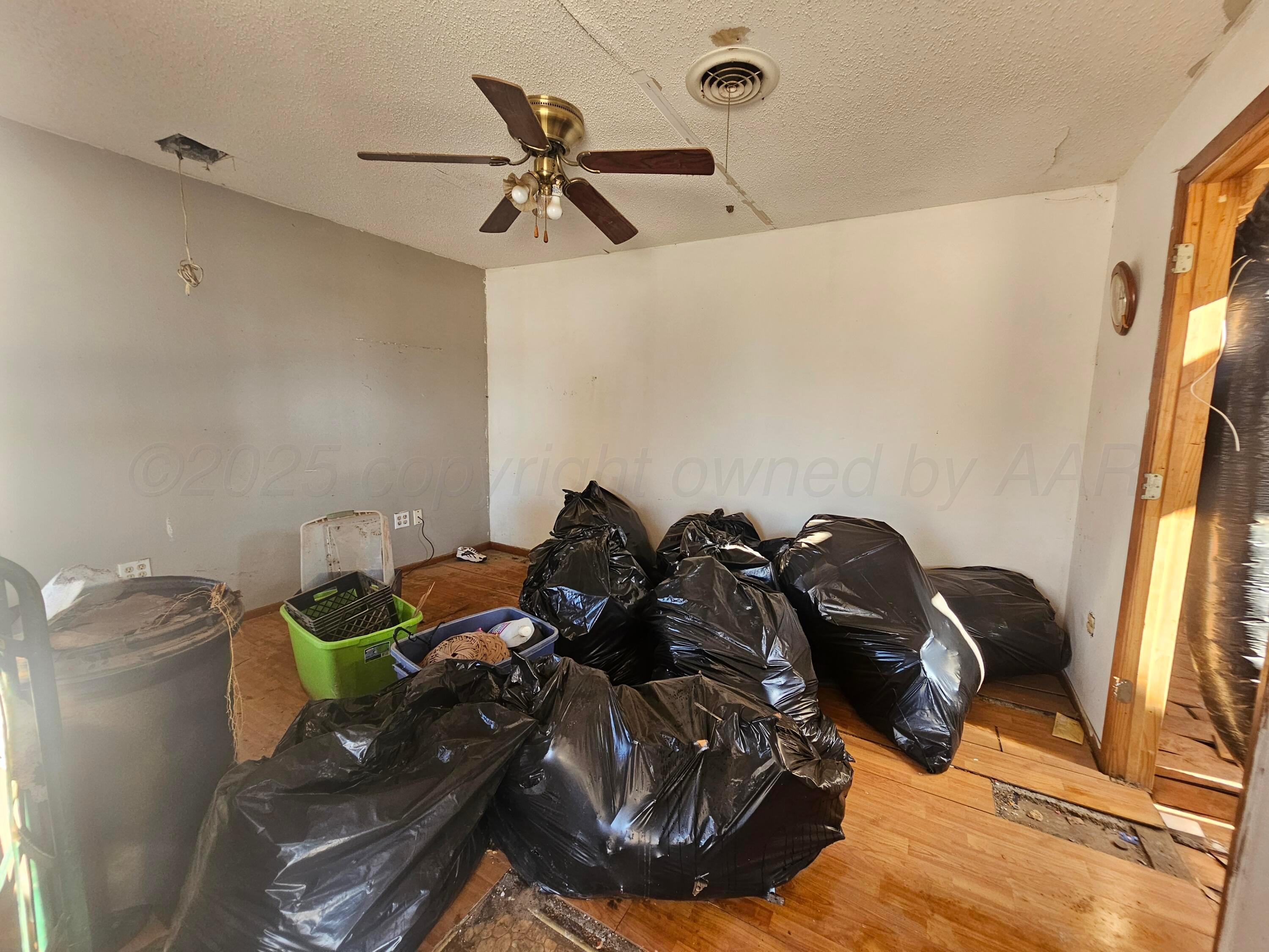 520 Gray Street Property Photo 14