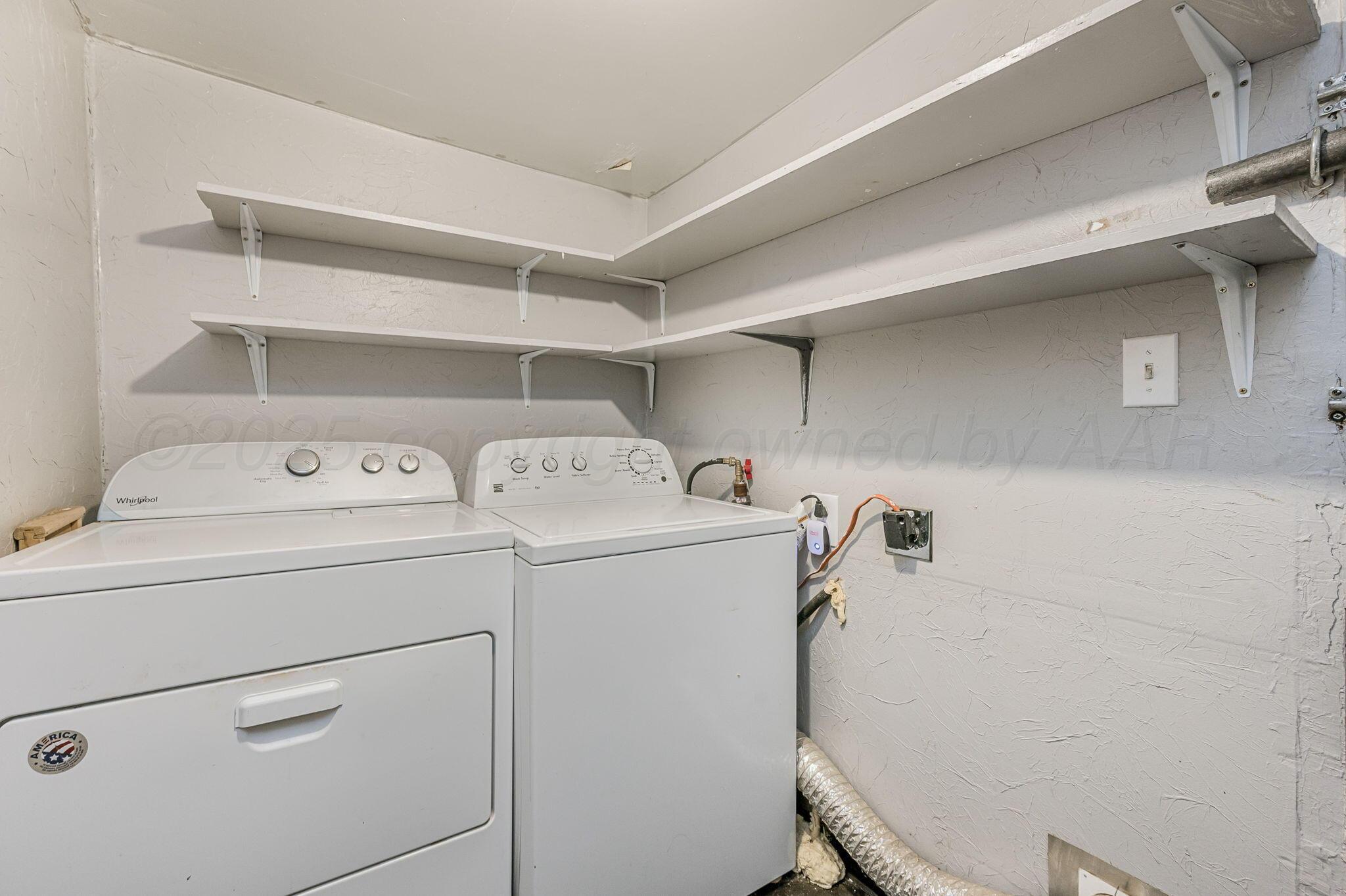 131 S Nelson Street Property Photo 10