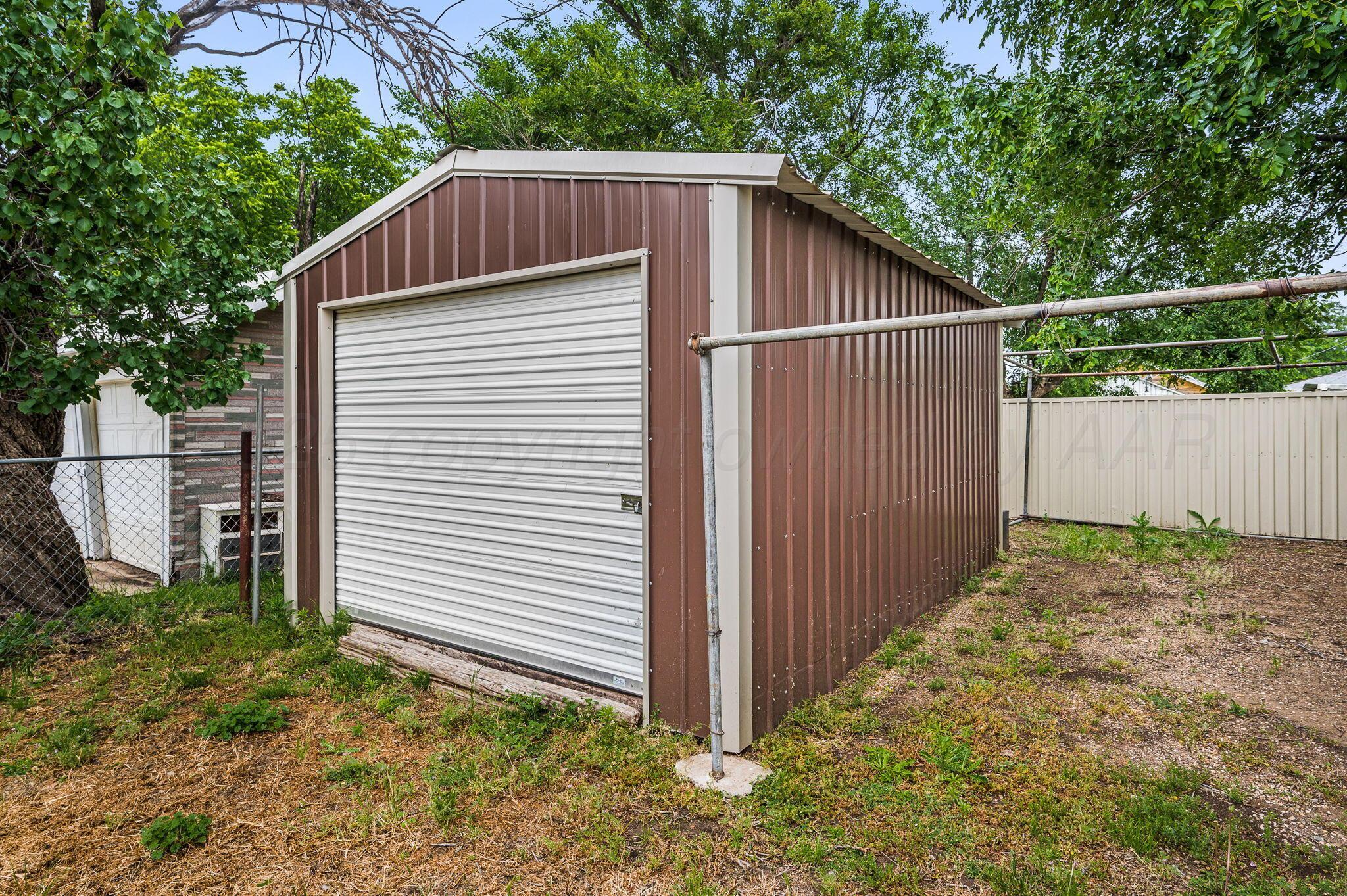 131 S Nelson Street Property Photo 12