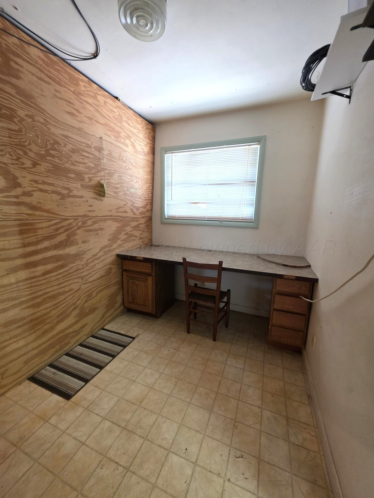 409 Heasley Street Property Photo 19
