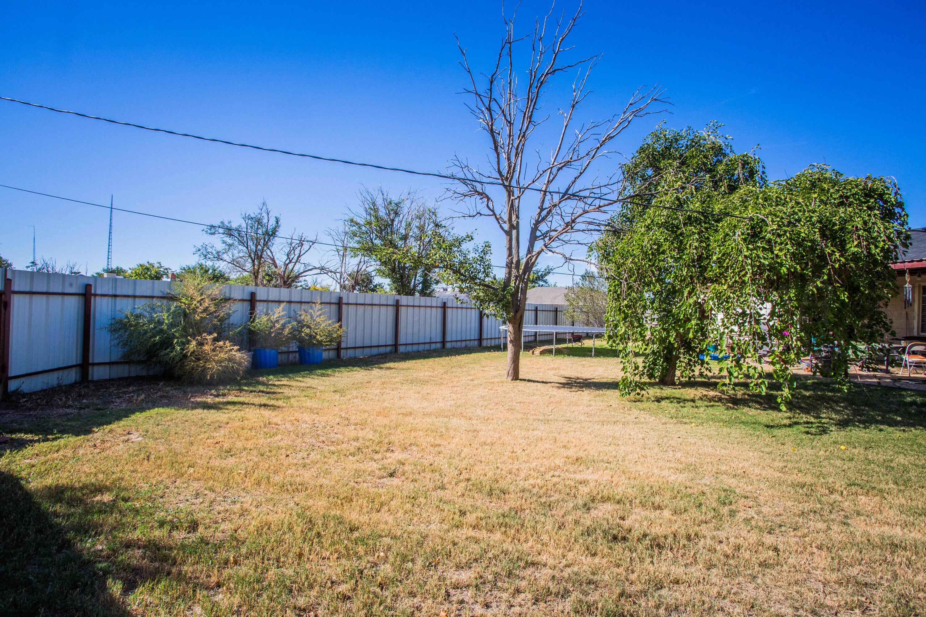 50 Fannin Drive Property Photo 6