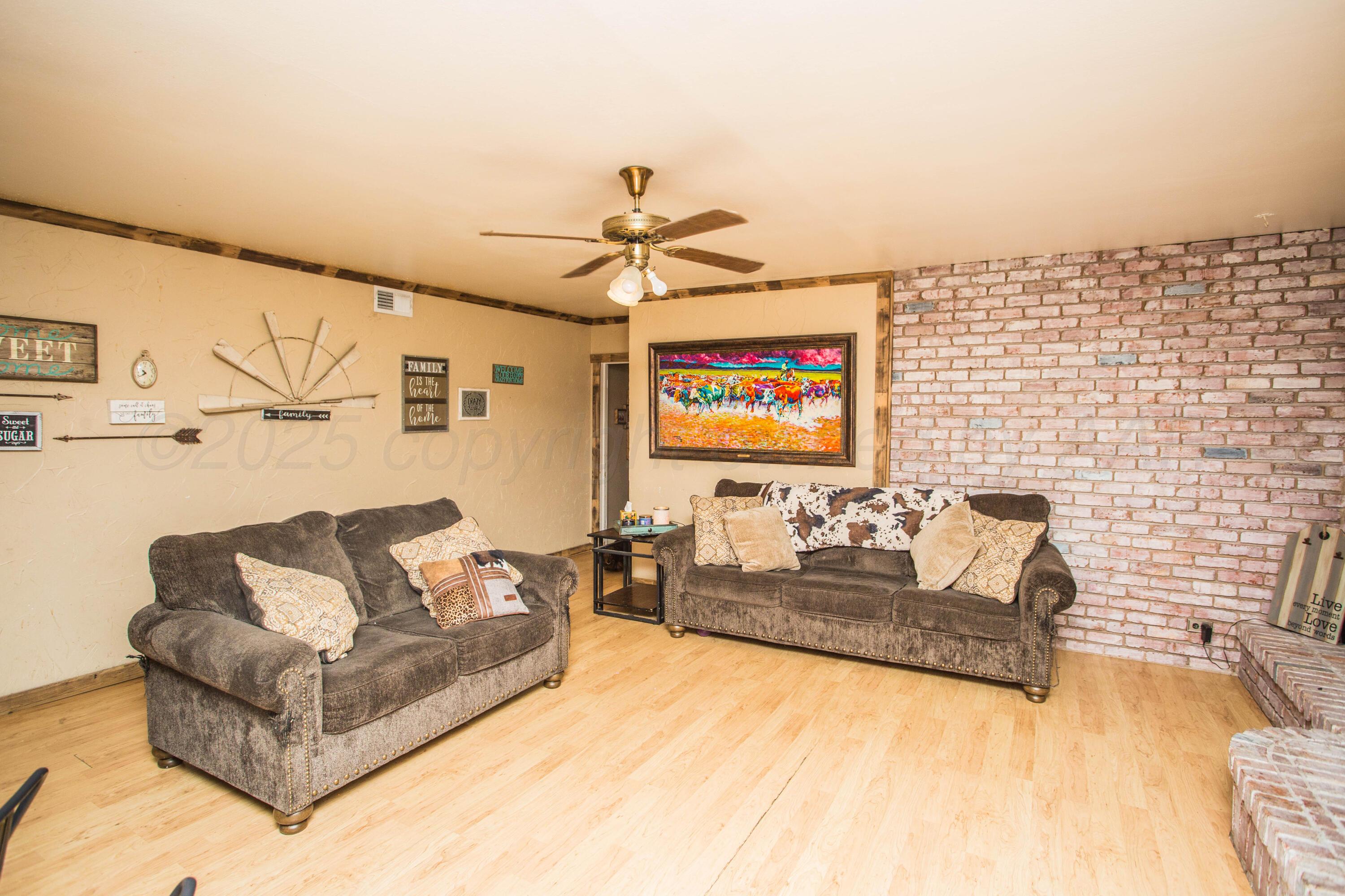50 Fannin Drive Property Photo 12