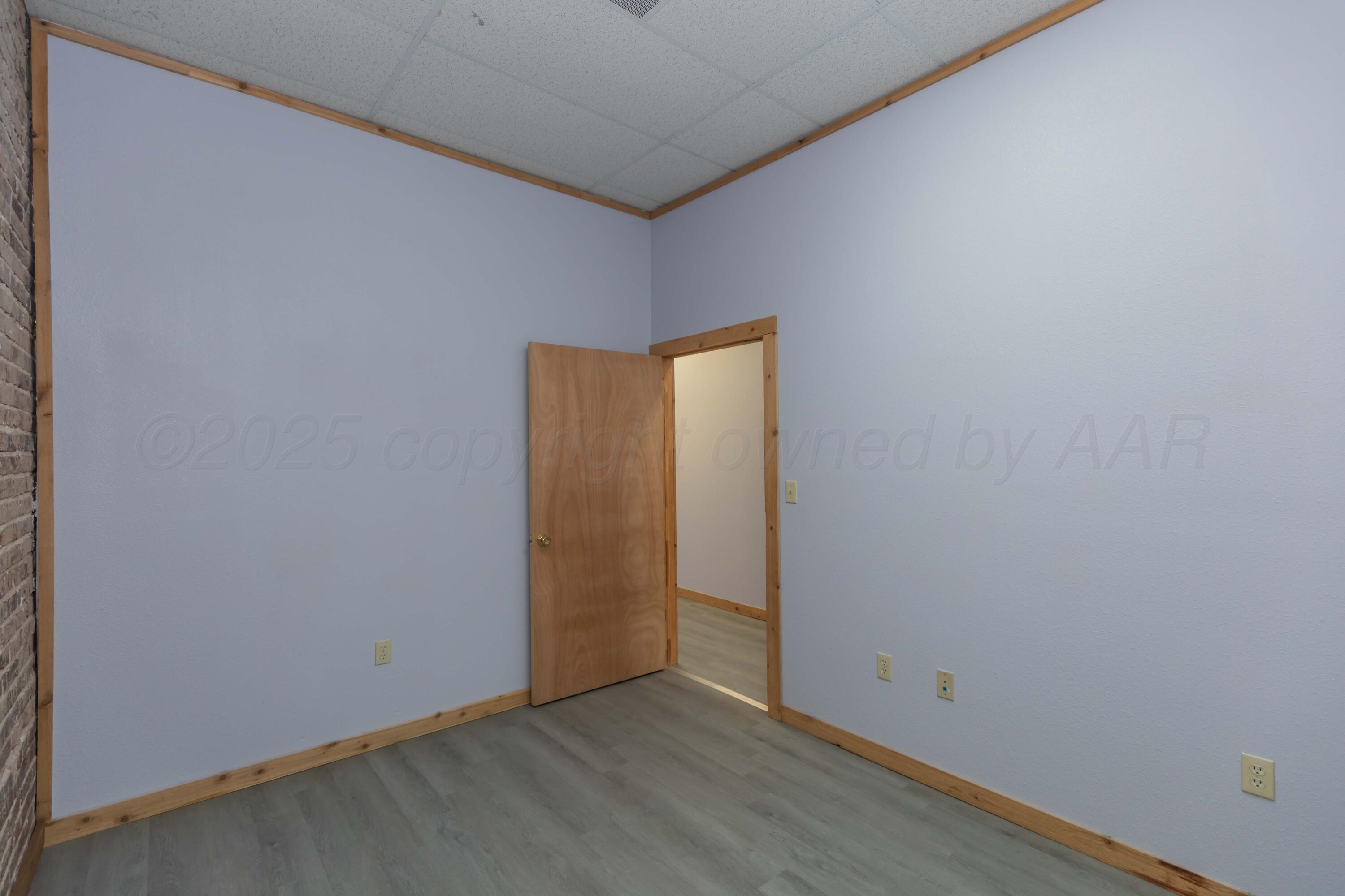 211 N Main Street Property Photo 31