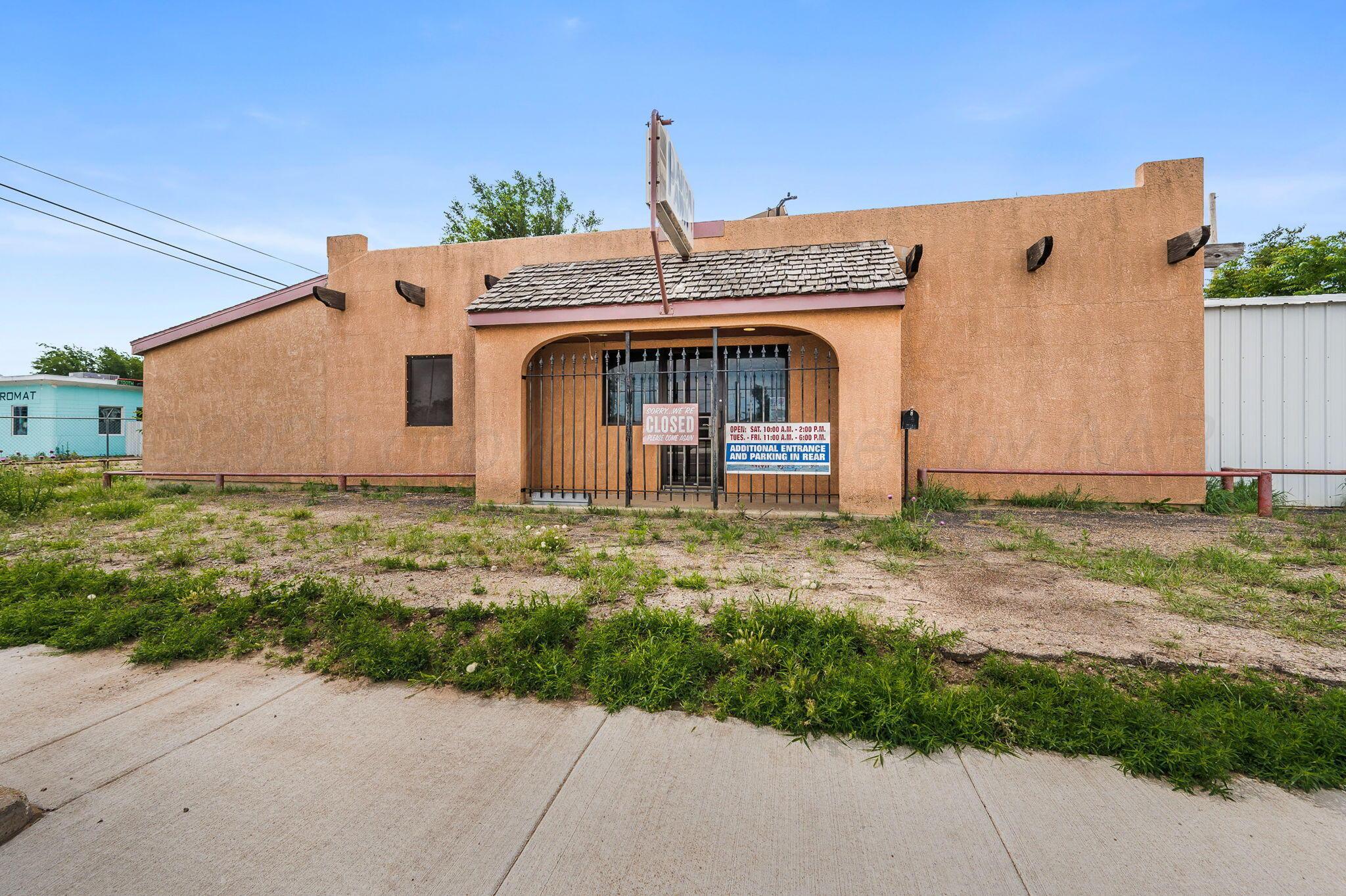 208 E Brown Street Property Photo 1