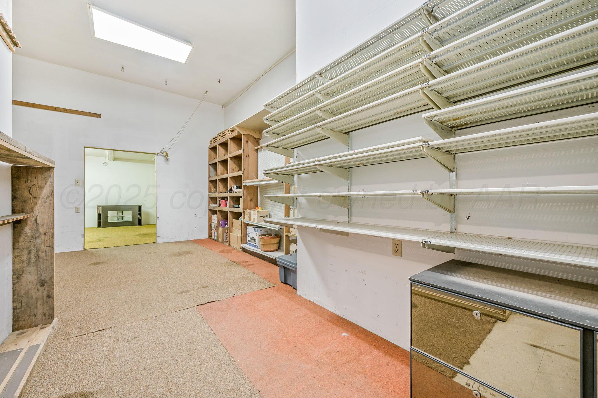 208 E Brown Street Property Photo 12