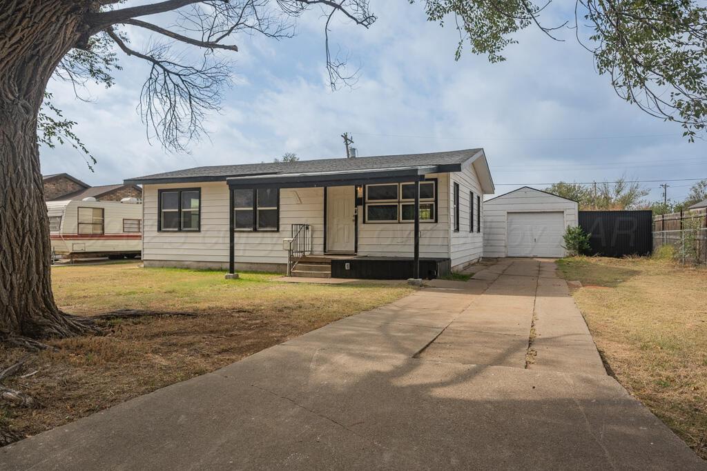 4434 S Lipscomb Street Property Photo 1