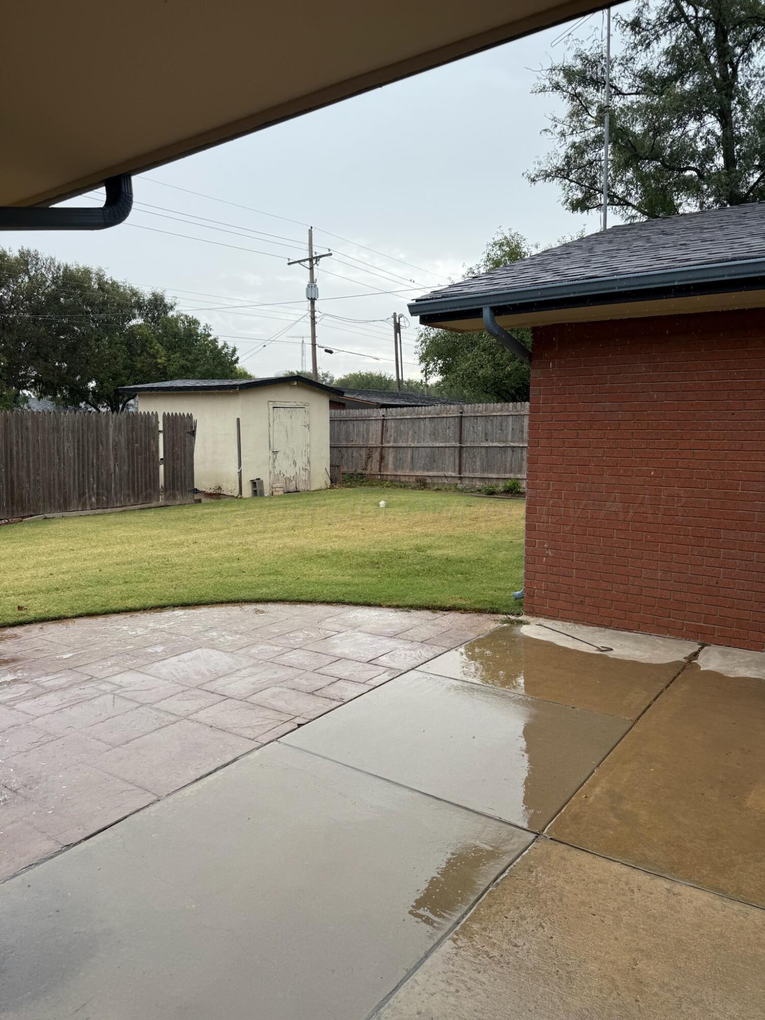 332 Douglas Street Property Photo 26