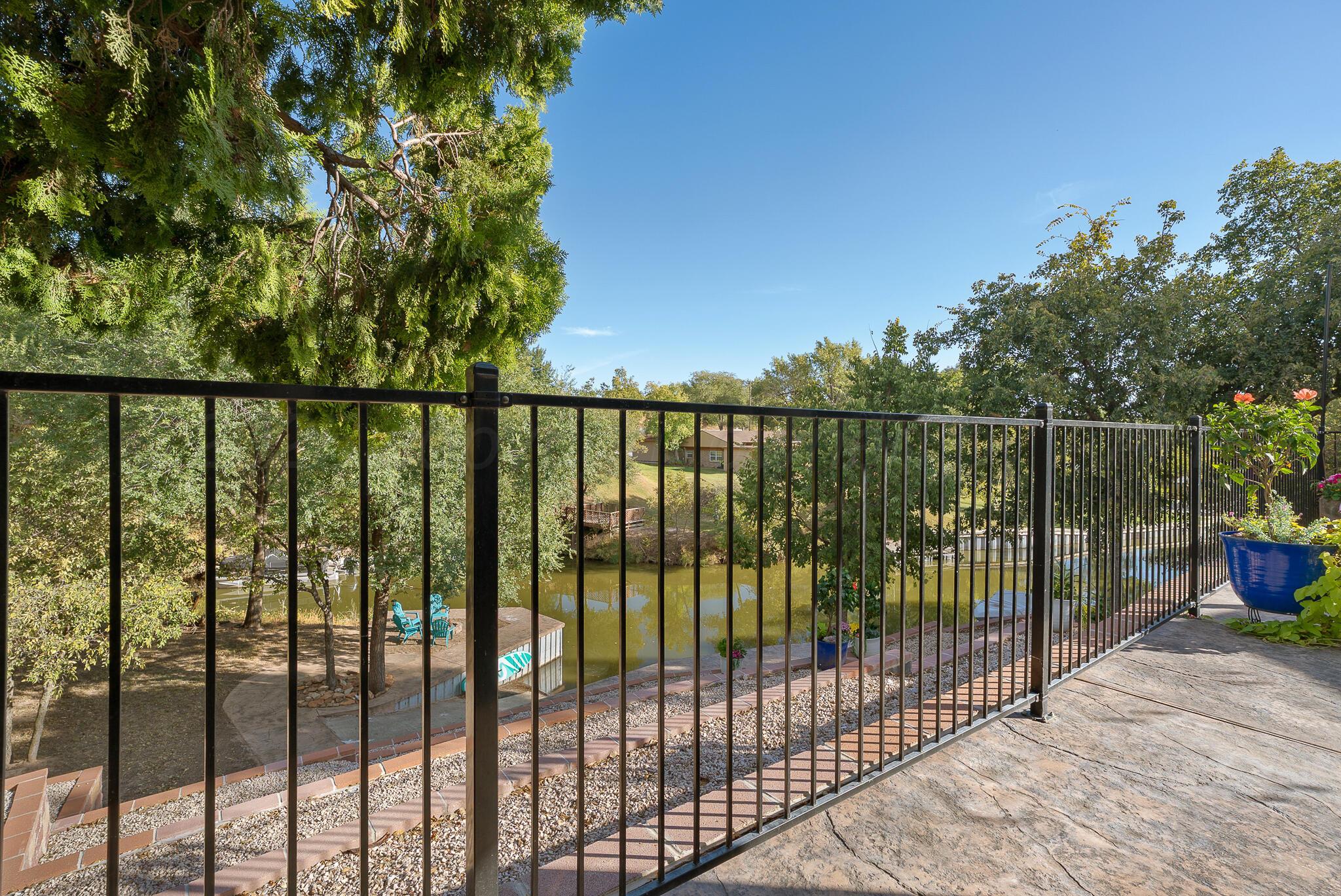 110 Caprock Lane Property Photo 32