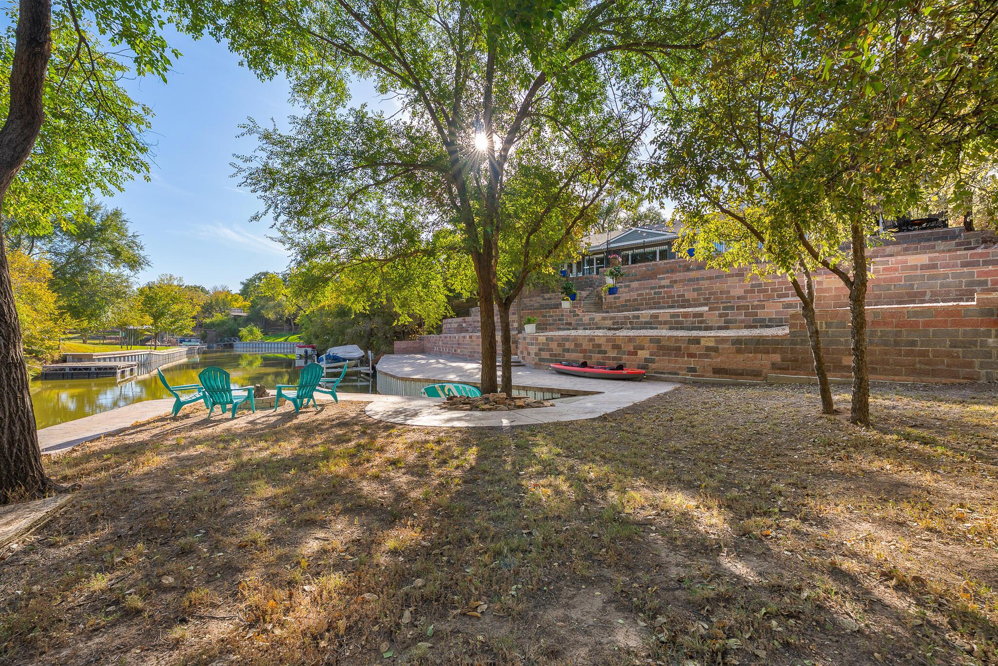 110 Caprock Lane Property Photo 33