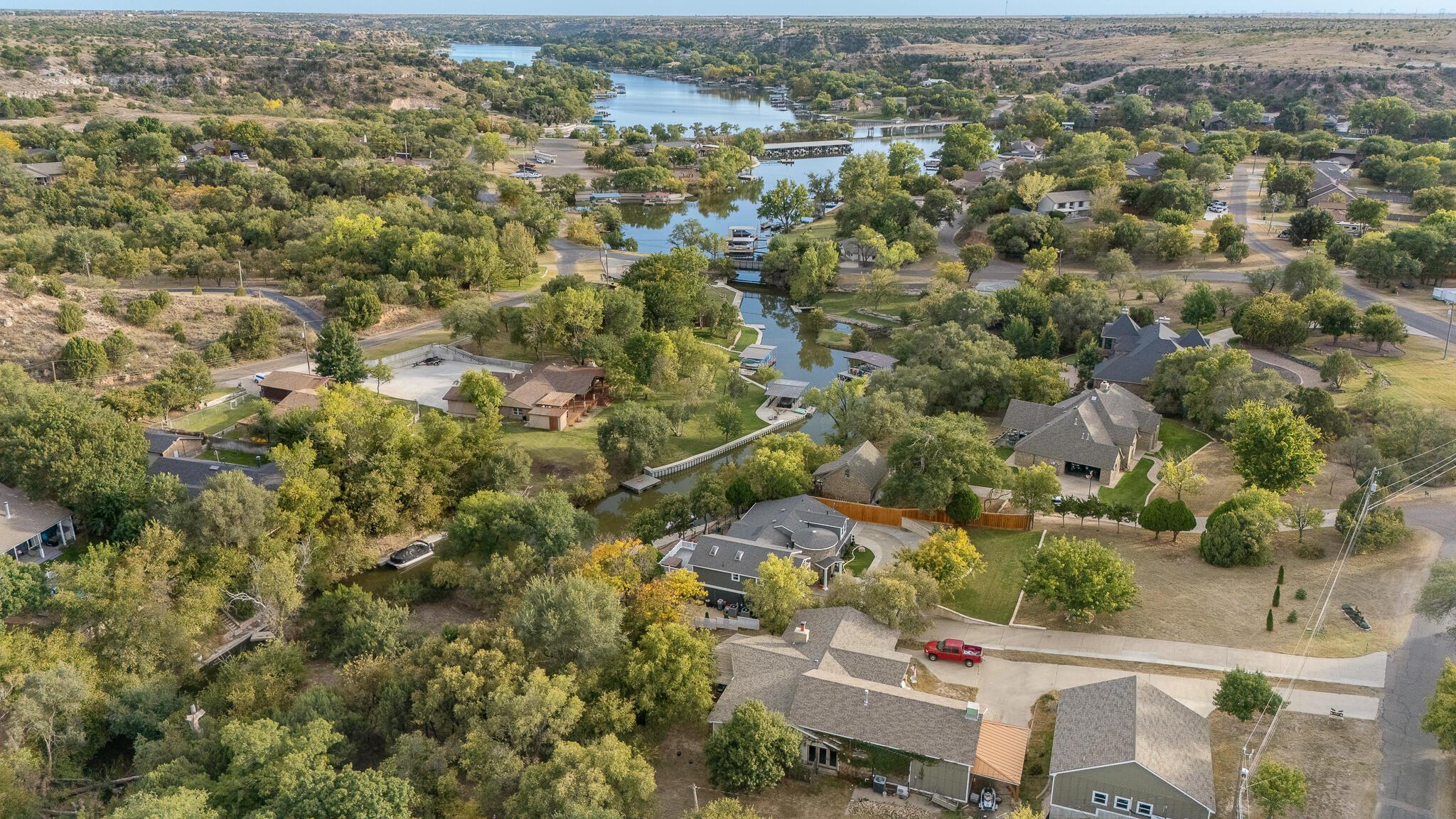 110 Caprock Lane Property Photo 44