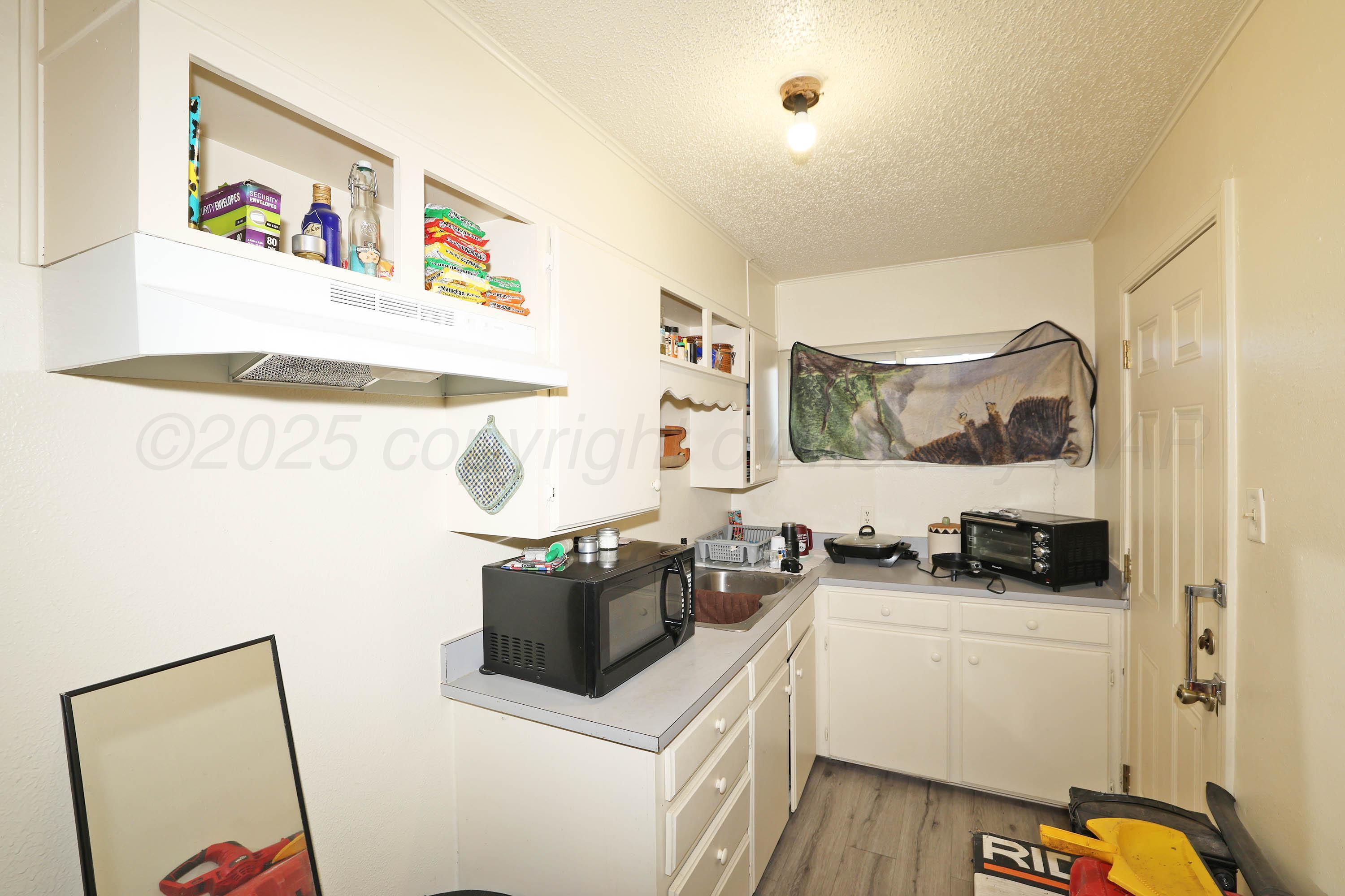 91 N Carolina Street Property Photo 3