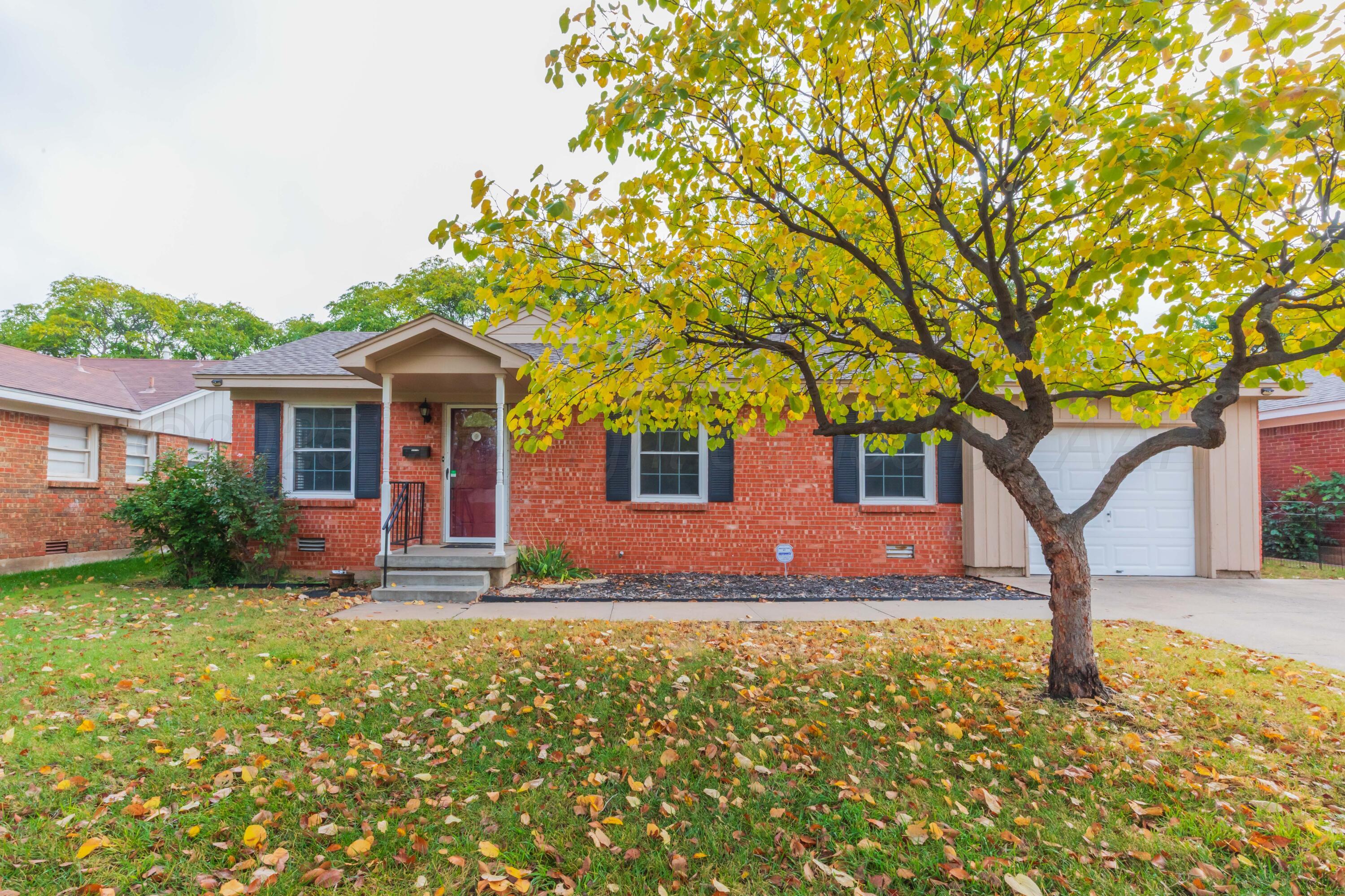 3719 Julie Drive Property Photo 1