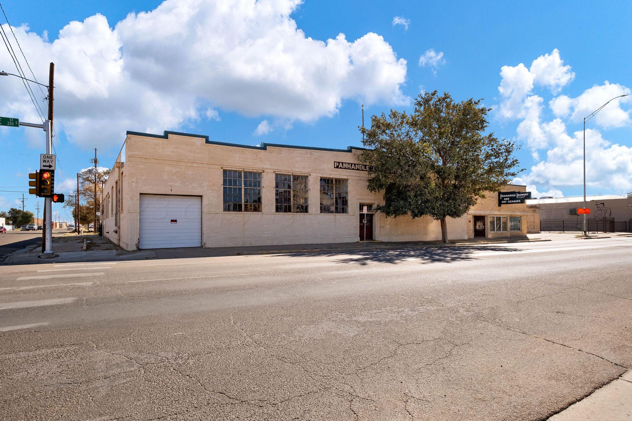 205 S Pierce Street Property Photo 4