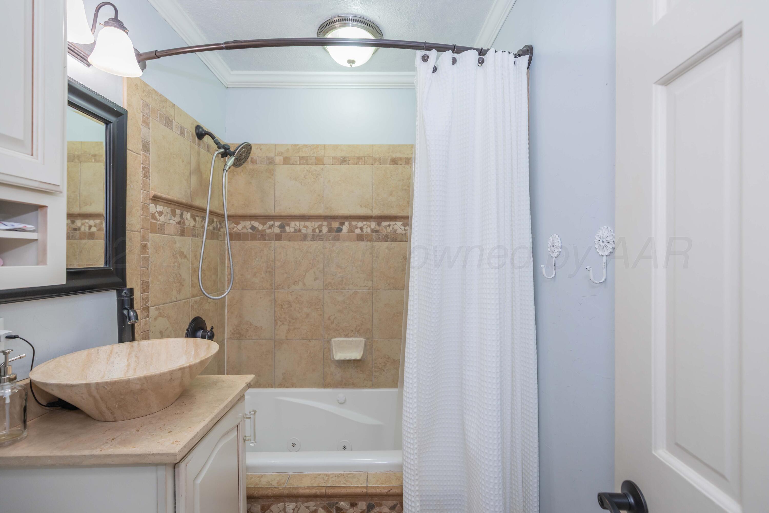 2608 Bowie Street Property Photo 32