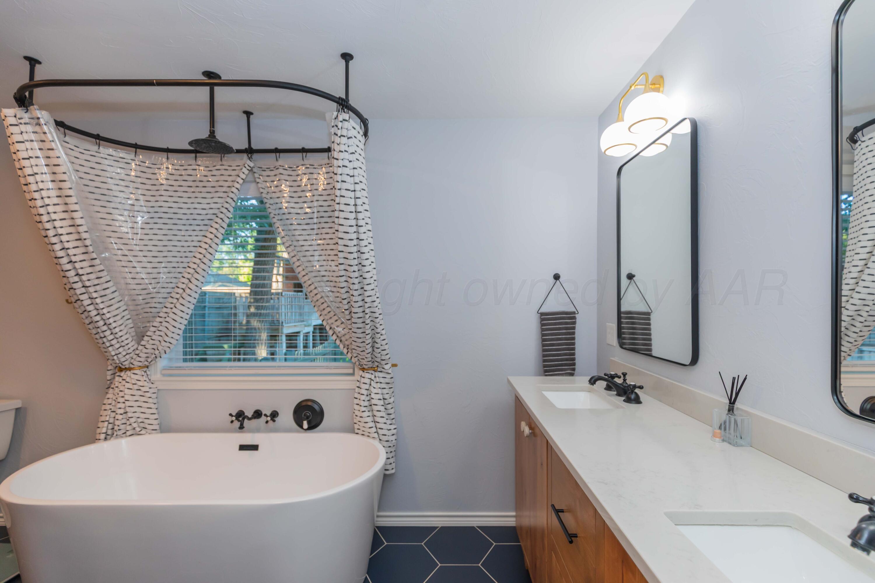 2608 Bowie Street Property Photo 40