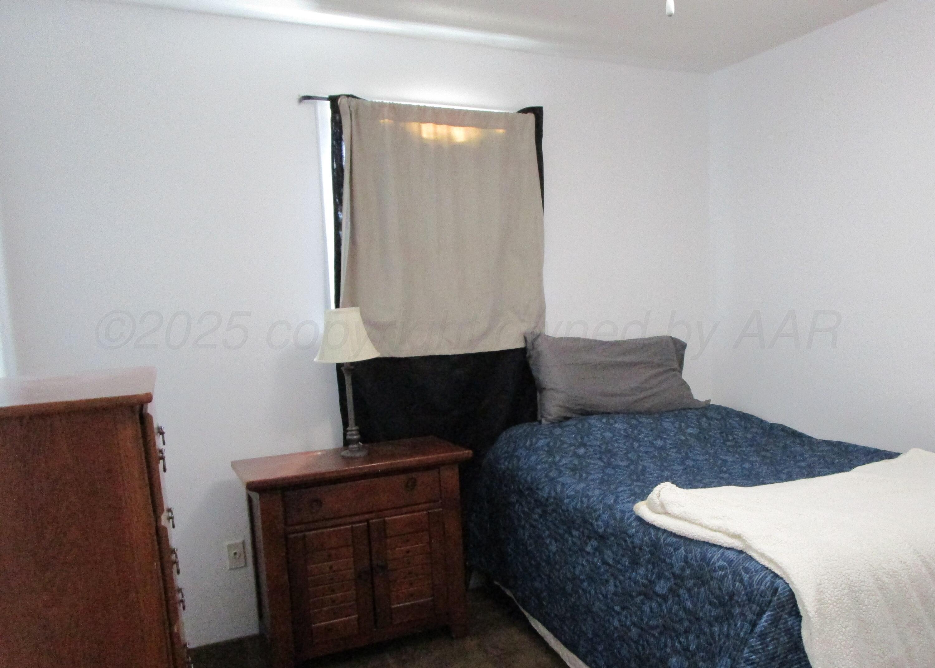 200 W 7th, C Property Photo 5