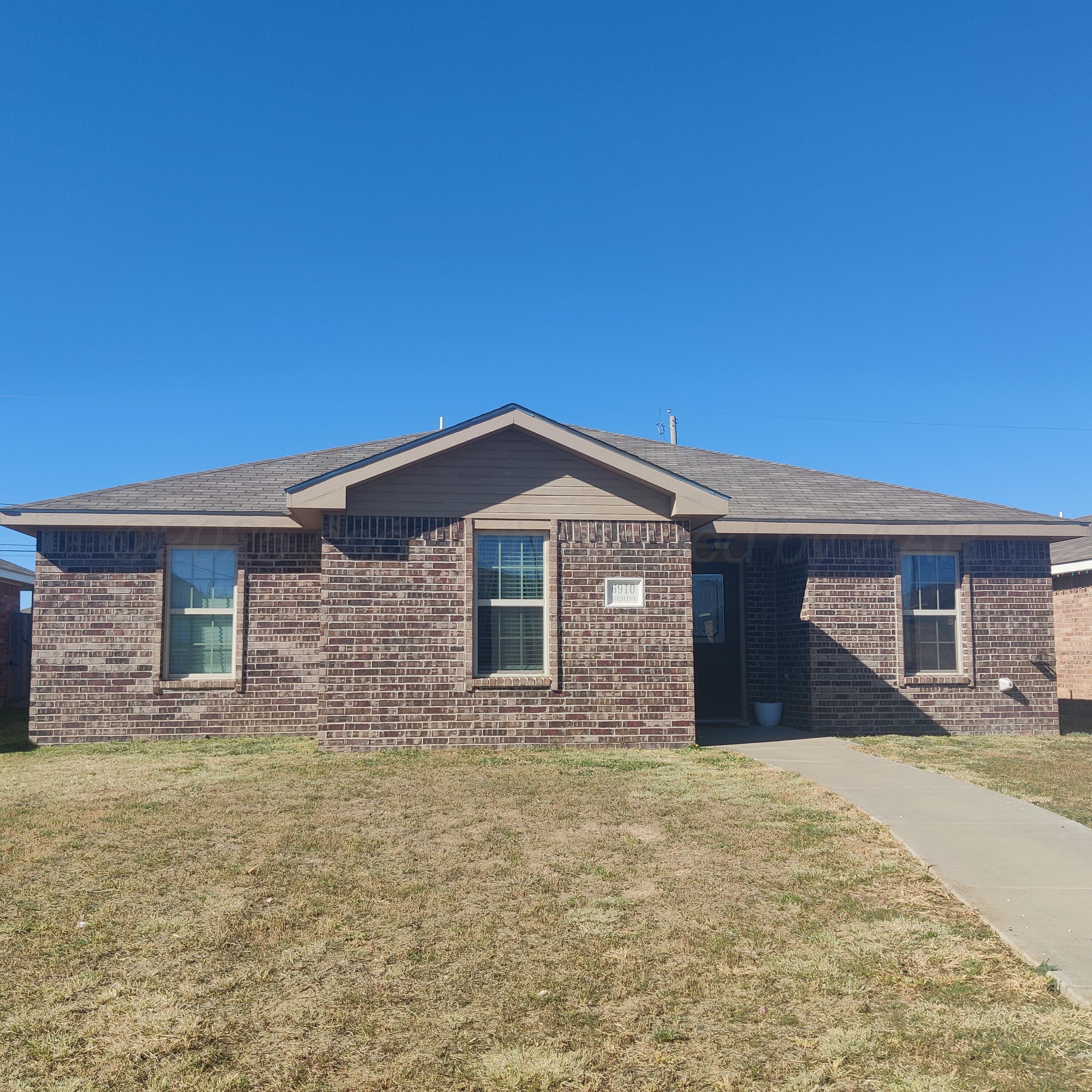 6910 Gemini Trail Property Photo 1