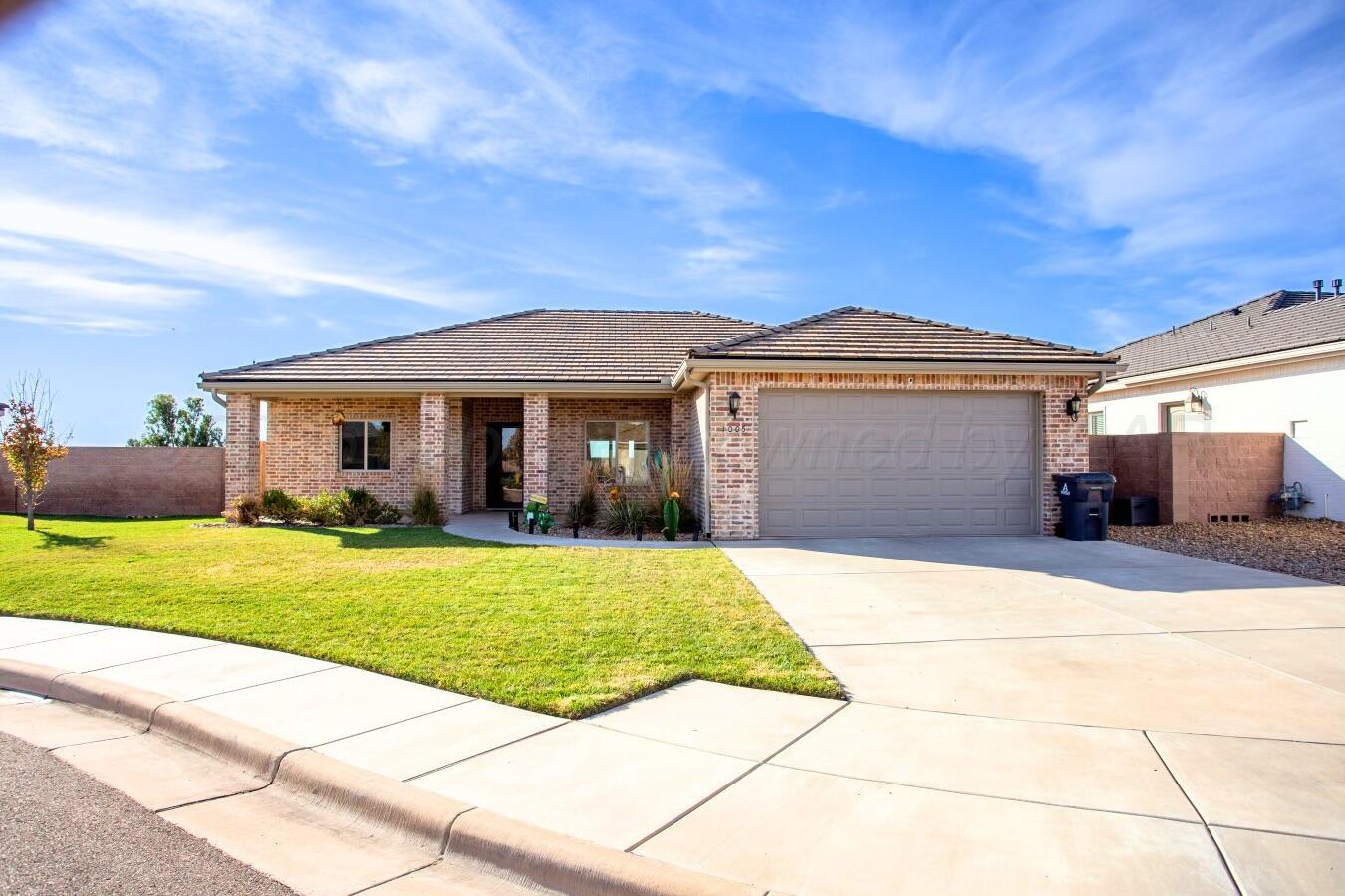 1005 Riesling Way Property Photo 1