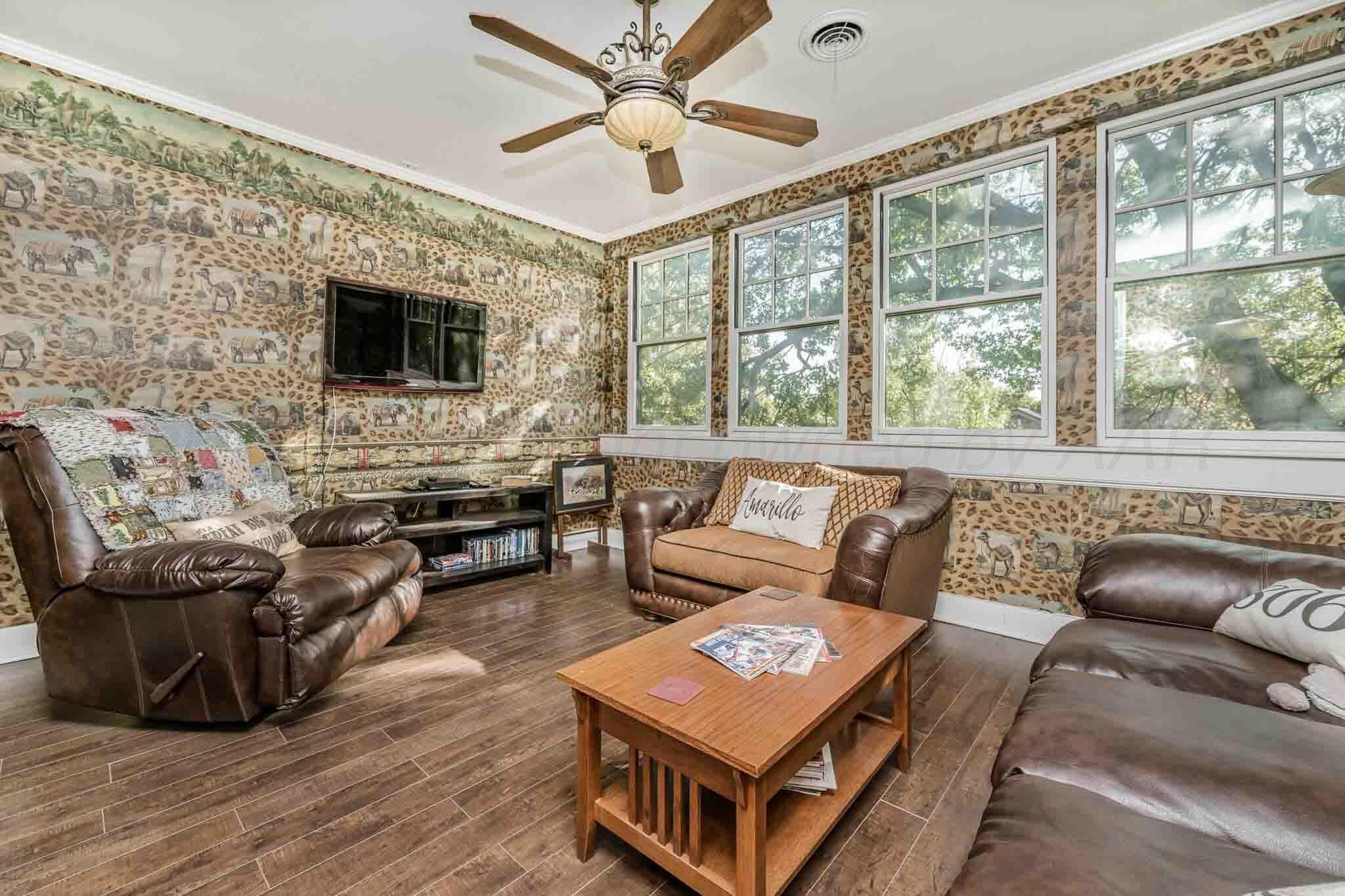 1706 S Polk Street Property Photo 25