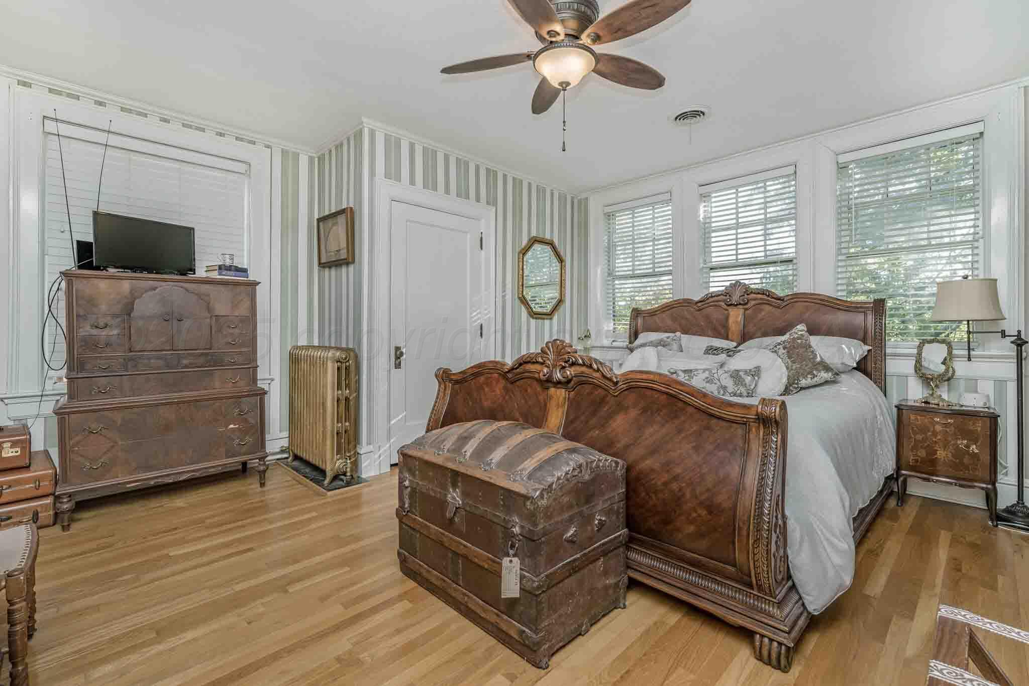 1706 S Polk Street Property Photo 26