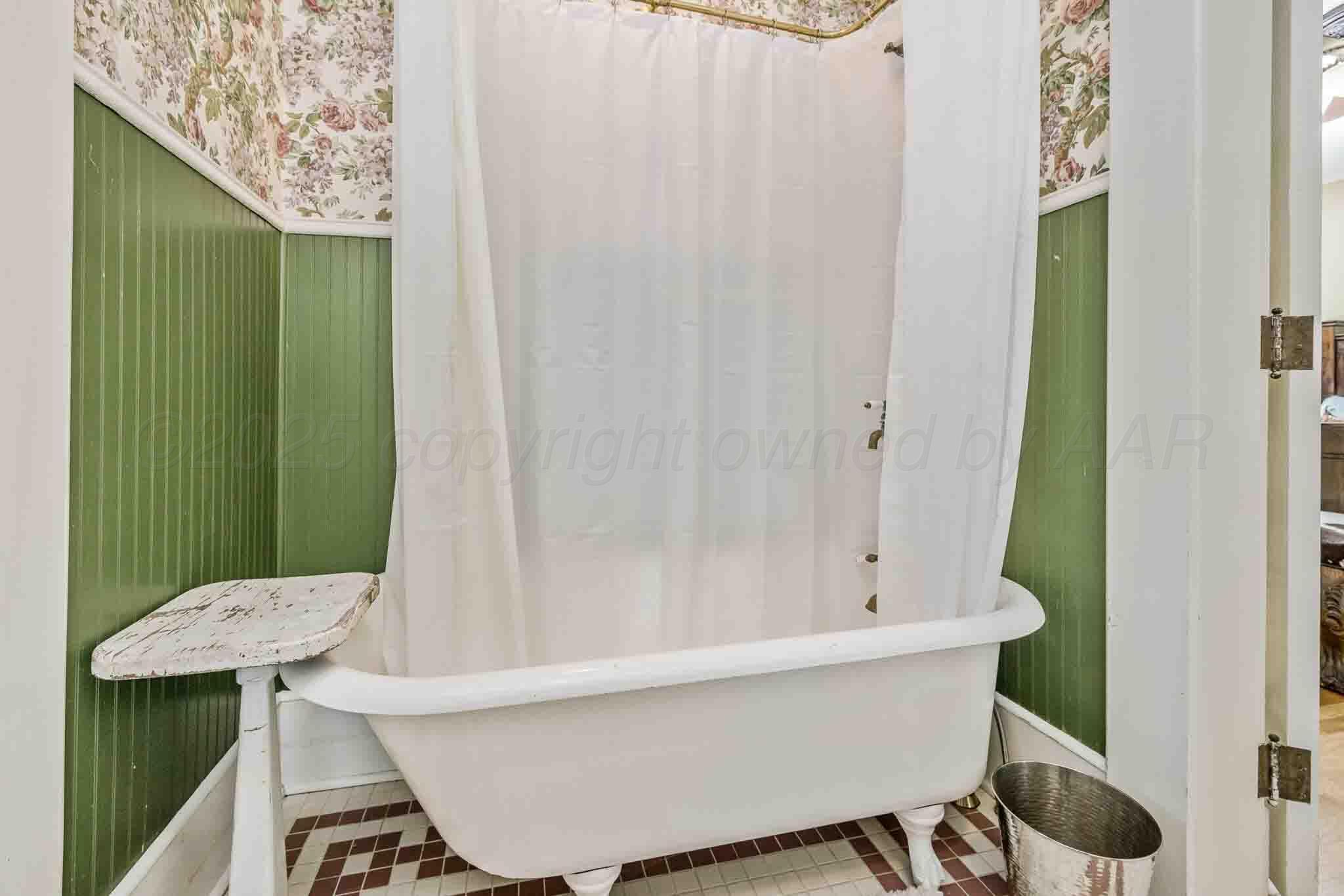 1706 S Polk Street Property Photo 28
