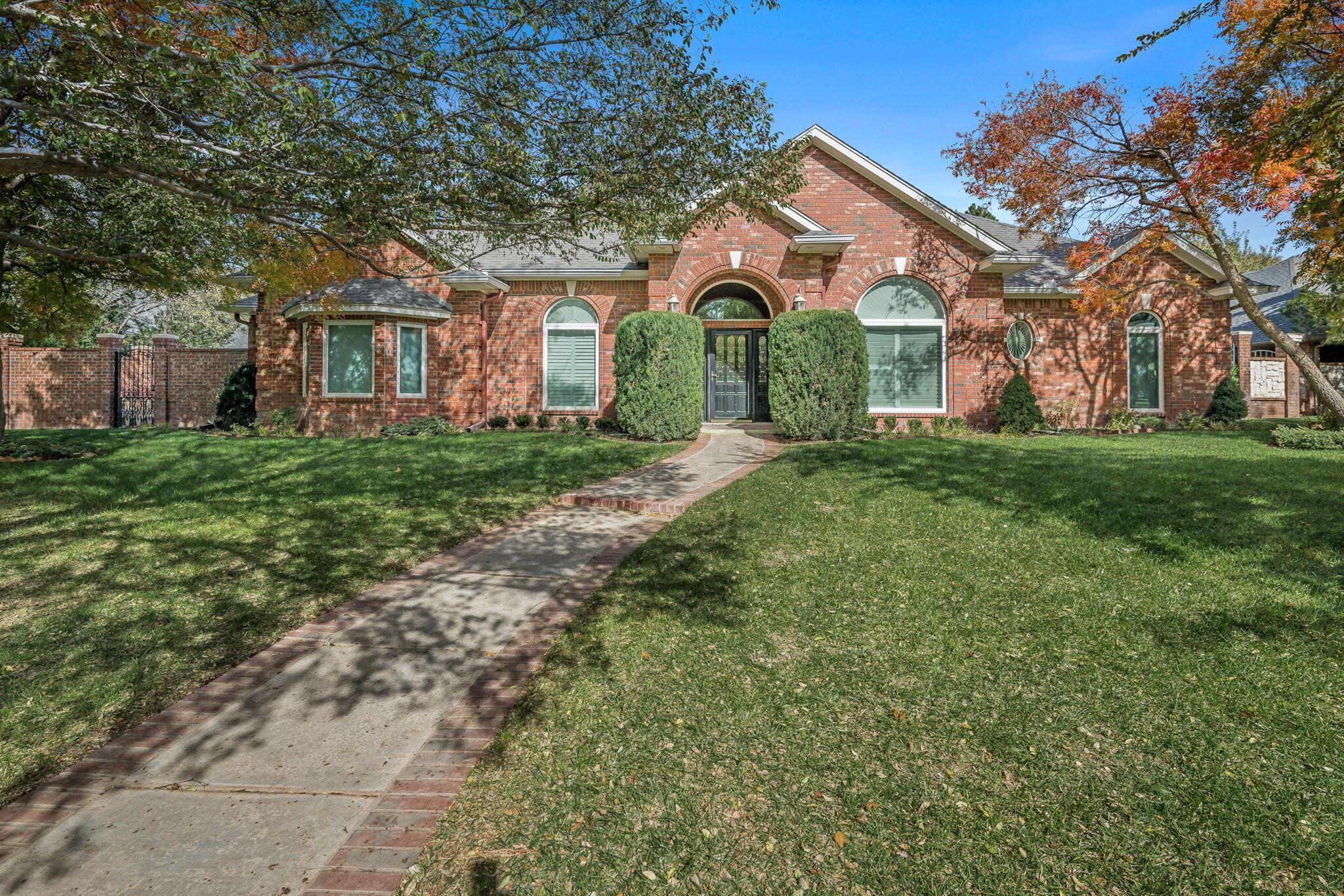 7408 Park Ridge Drive Property Photo 1