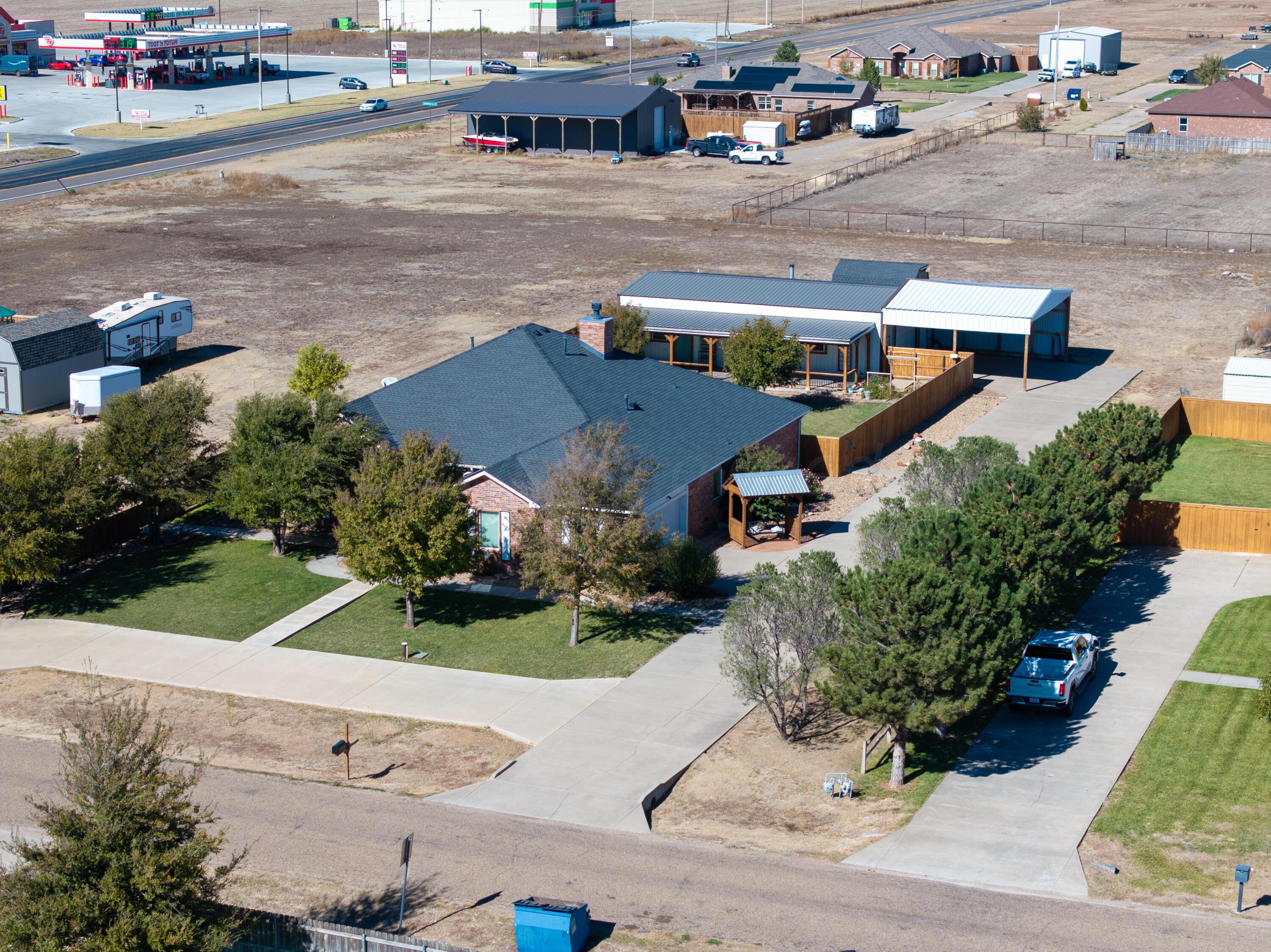 19100 Stone Creek Road Property Photo 1