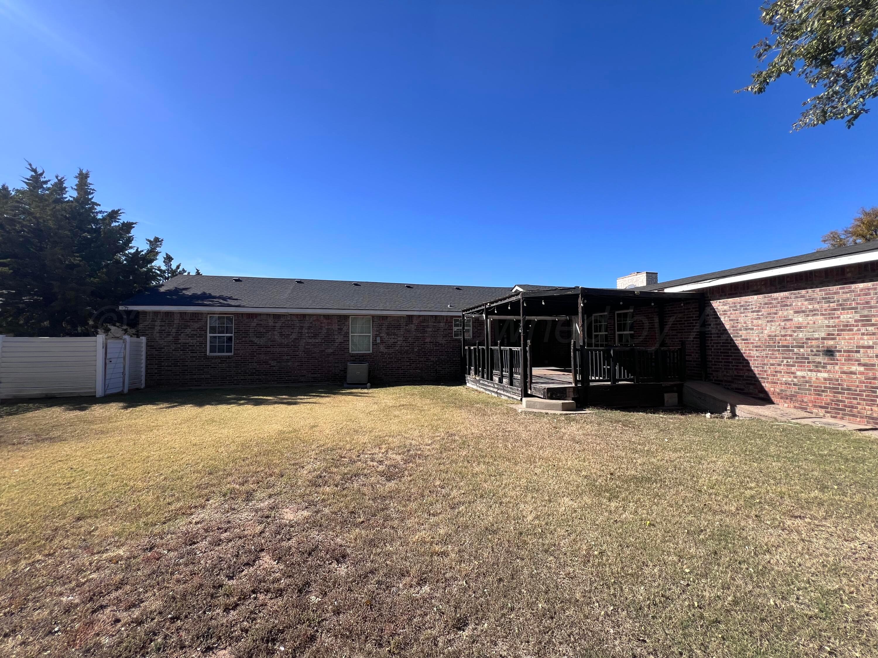 220 Star Street Property Photo 16