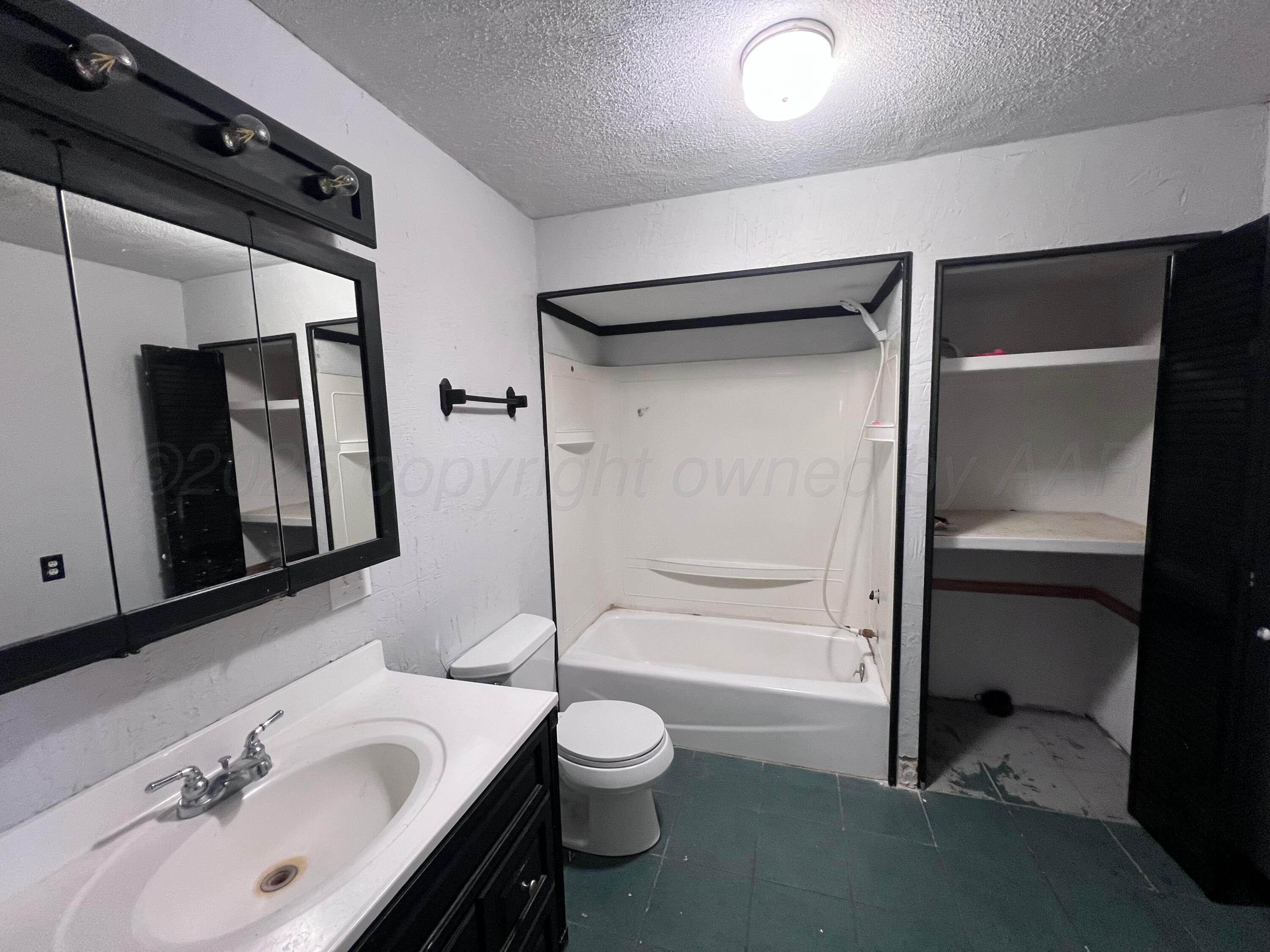 220 Star Street Property Photo 27
