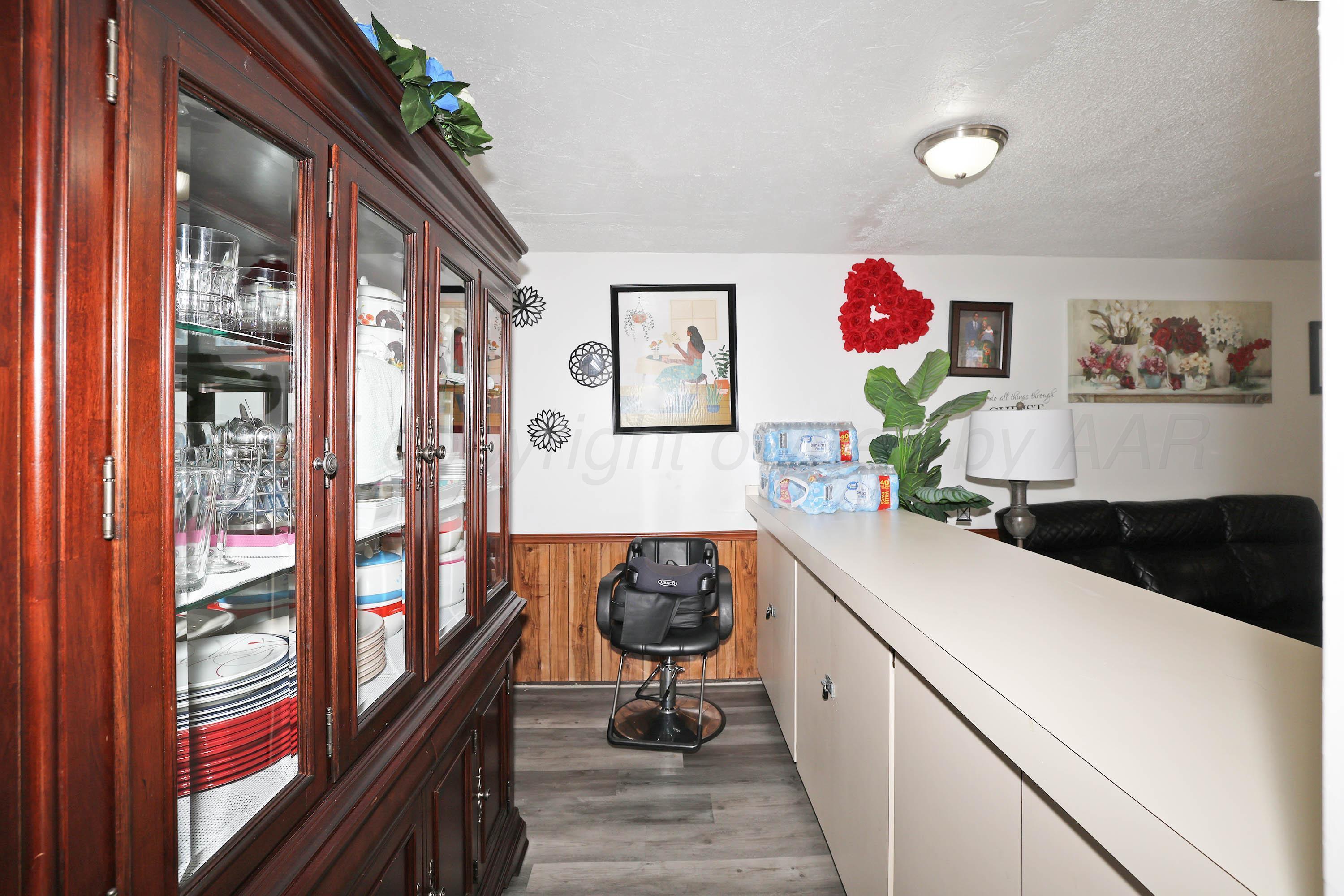 1203 Jasmine Street Property Photo 10